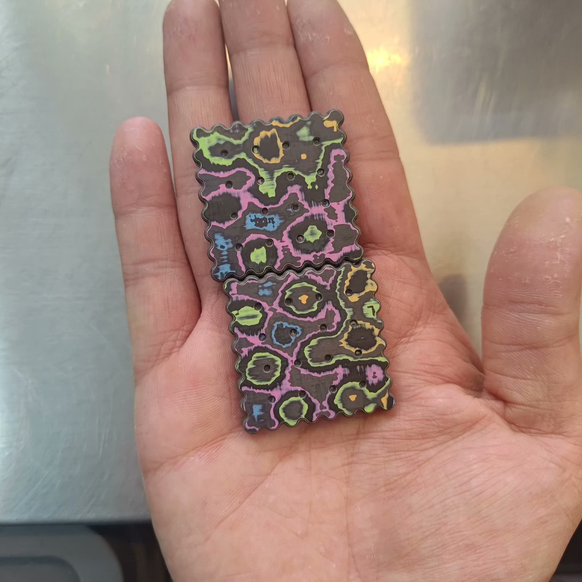 SODA Marble Carbon