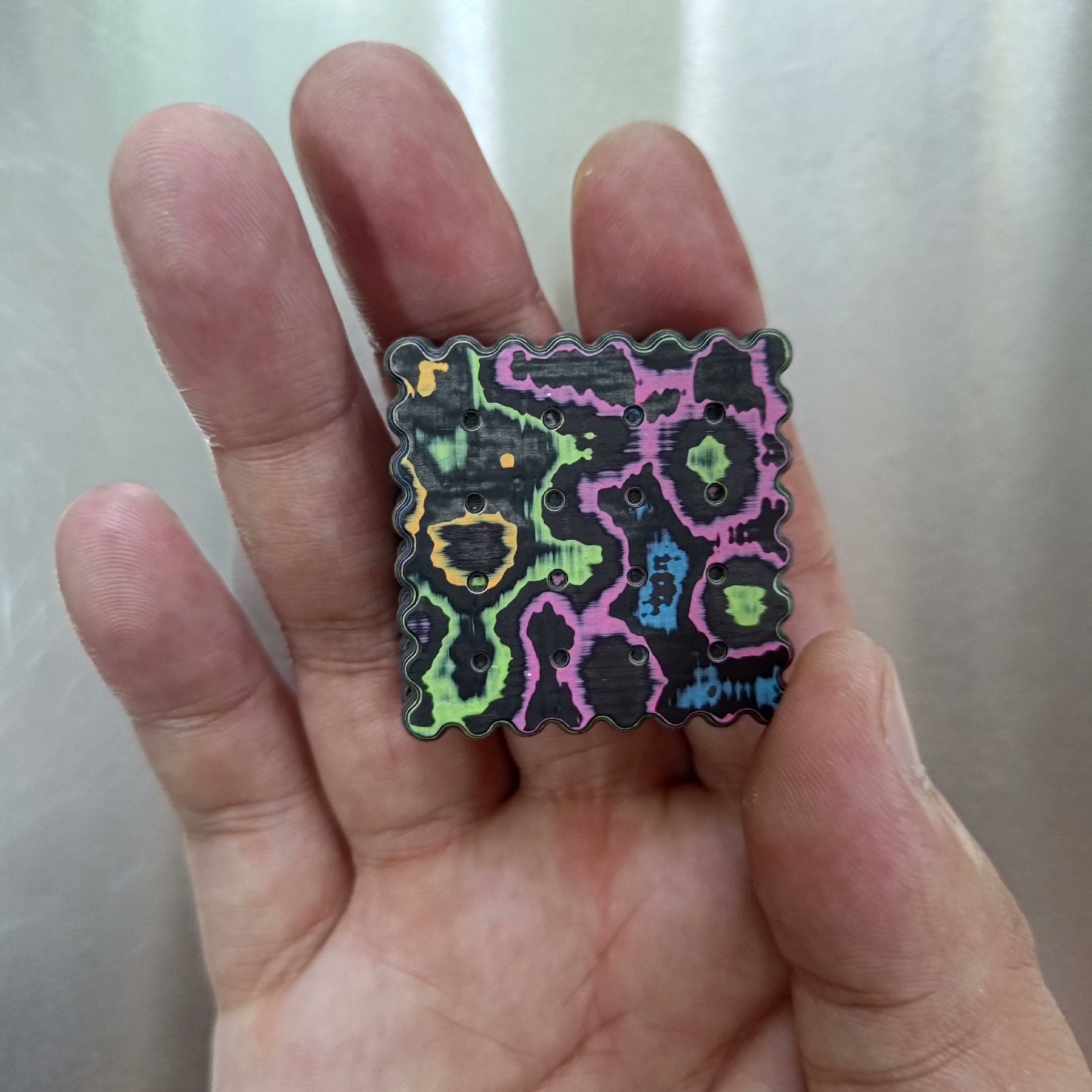 SODA Marble Carbon