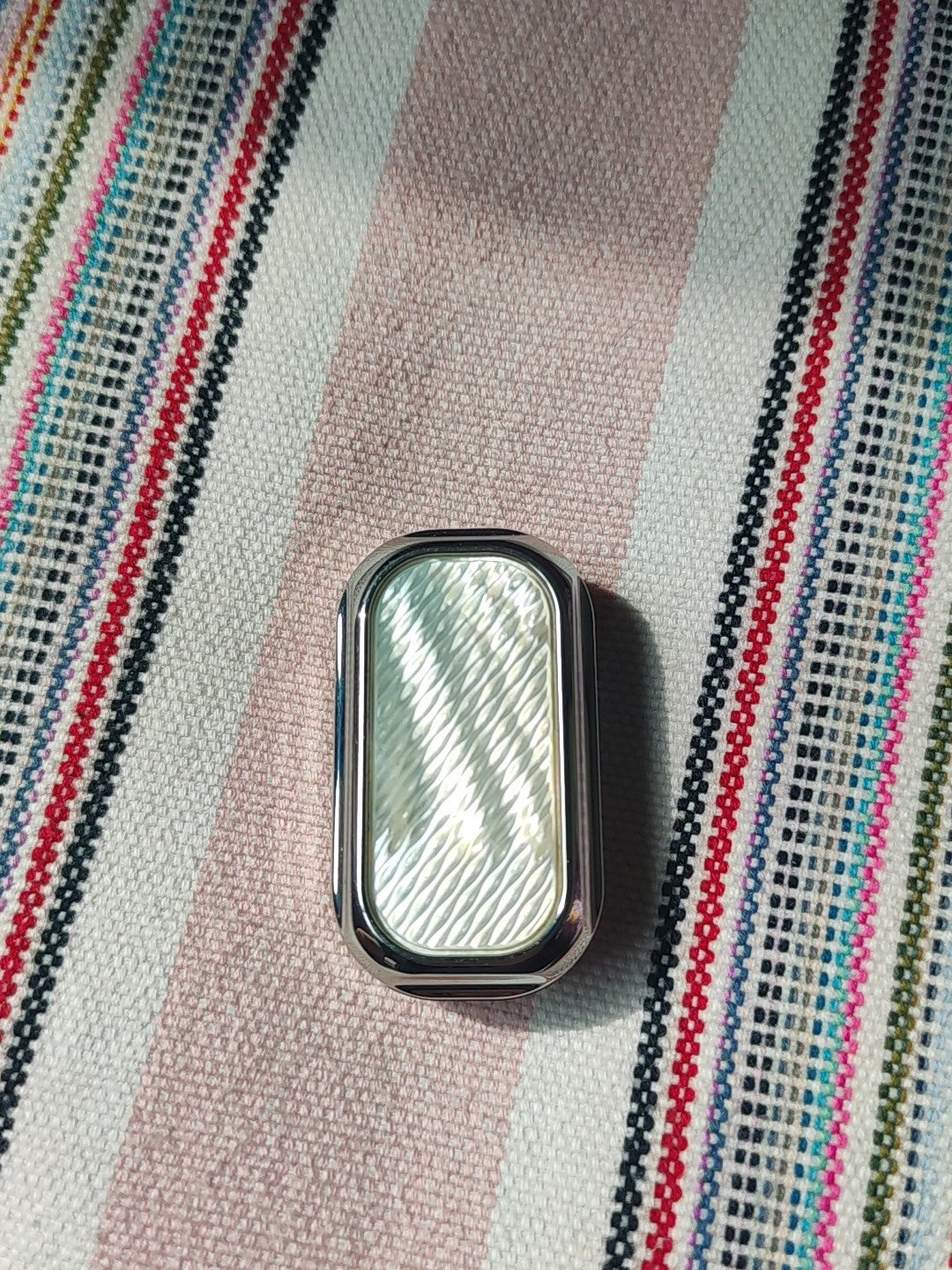 Slider-Feeling White Butterfly Stainless Steel