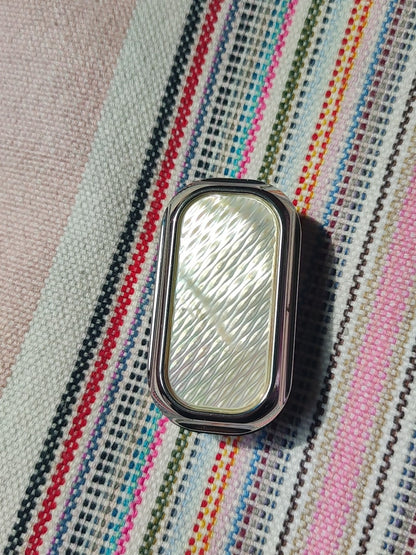 Slider-Feeling White Butterfly Stainless Steel