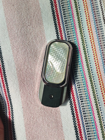 Slider-Feeling White Butterfly Stainless Steel