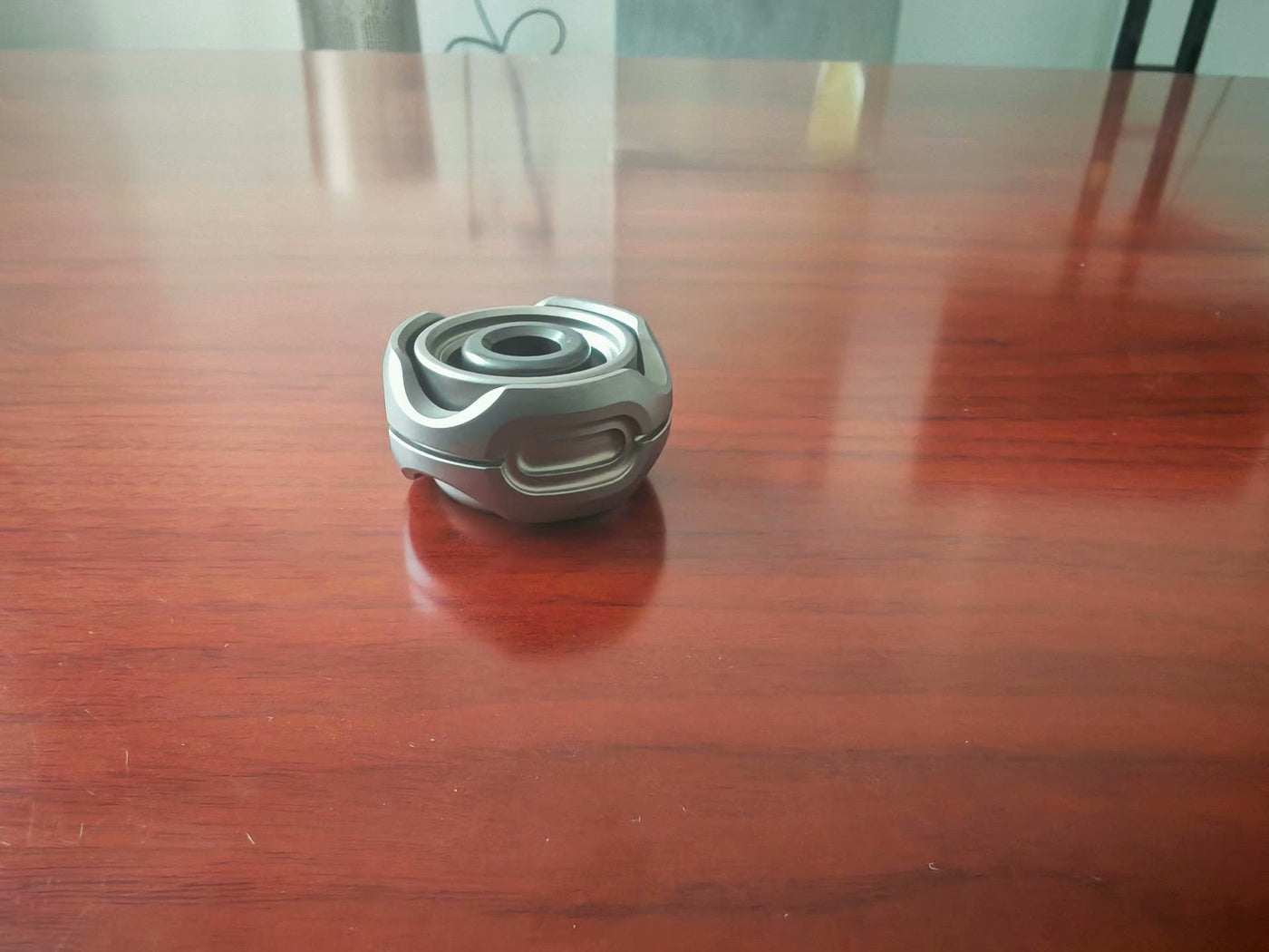 Slim Titanium