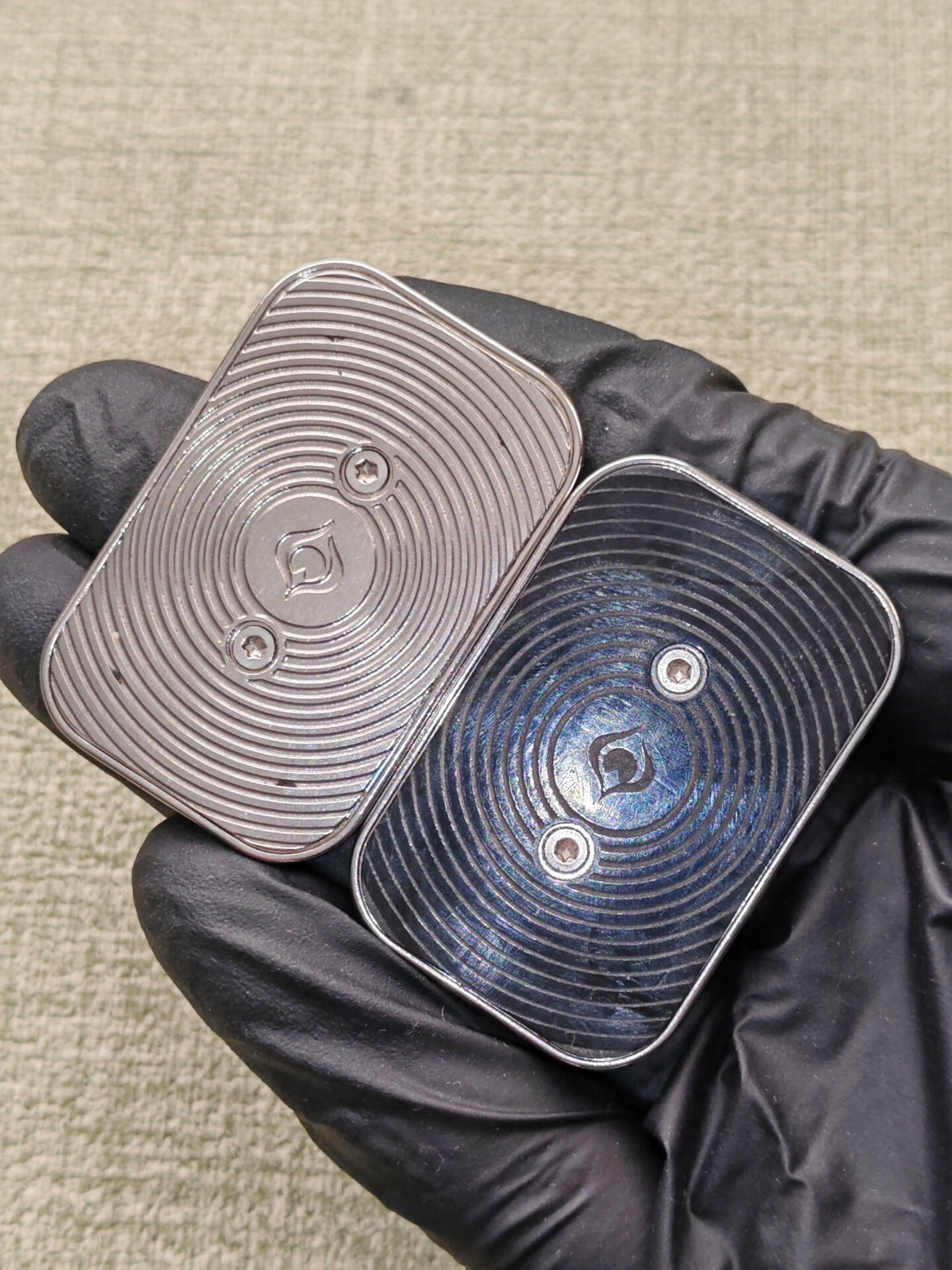 Aura Sand Stainless Steel