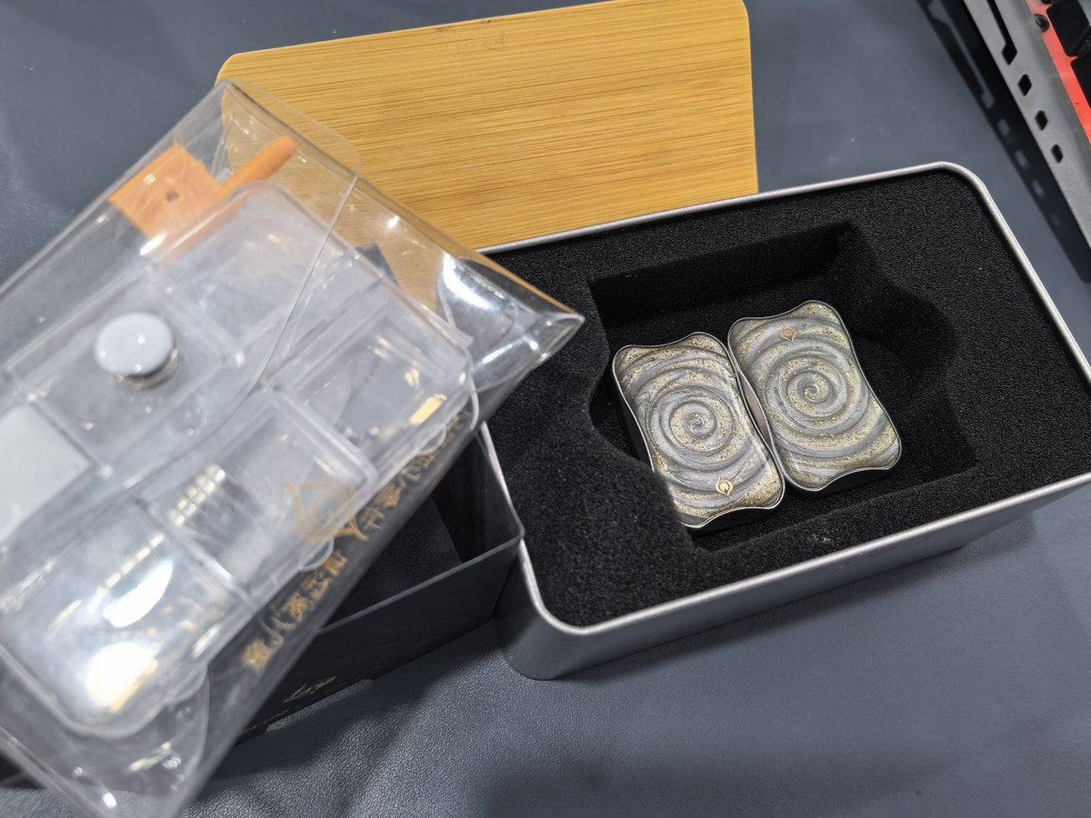 Aura Sand Titanium
