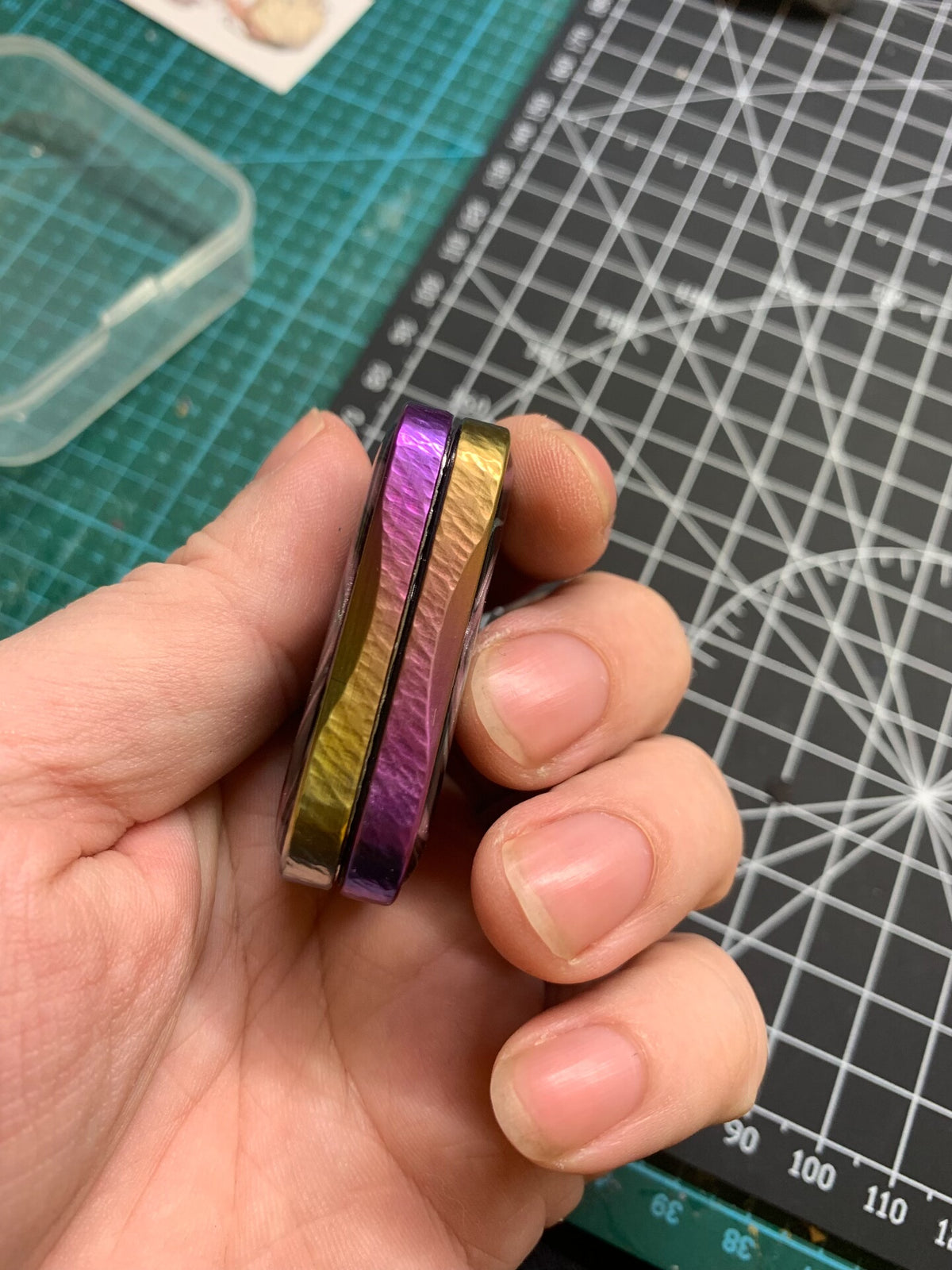 Aura Sand Titanium
