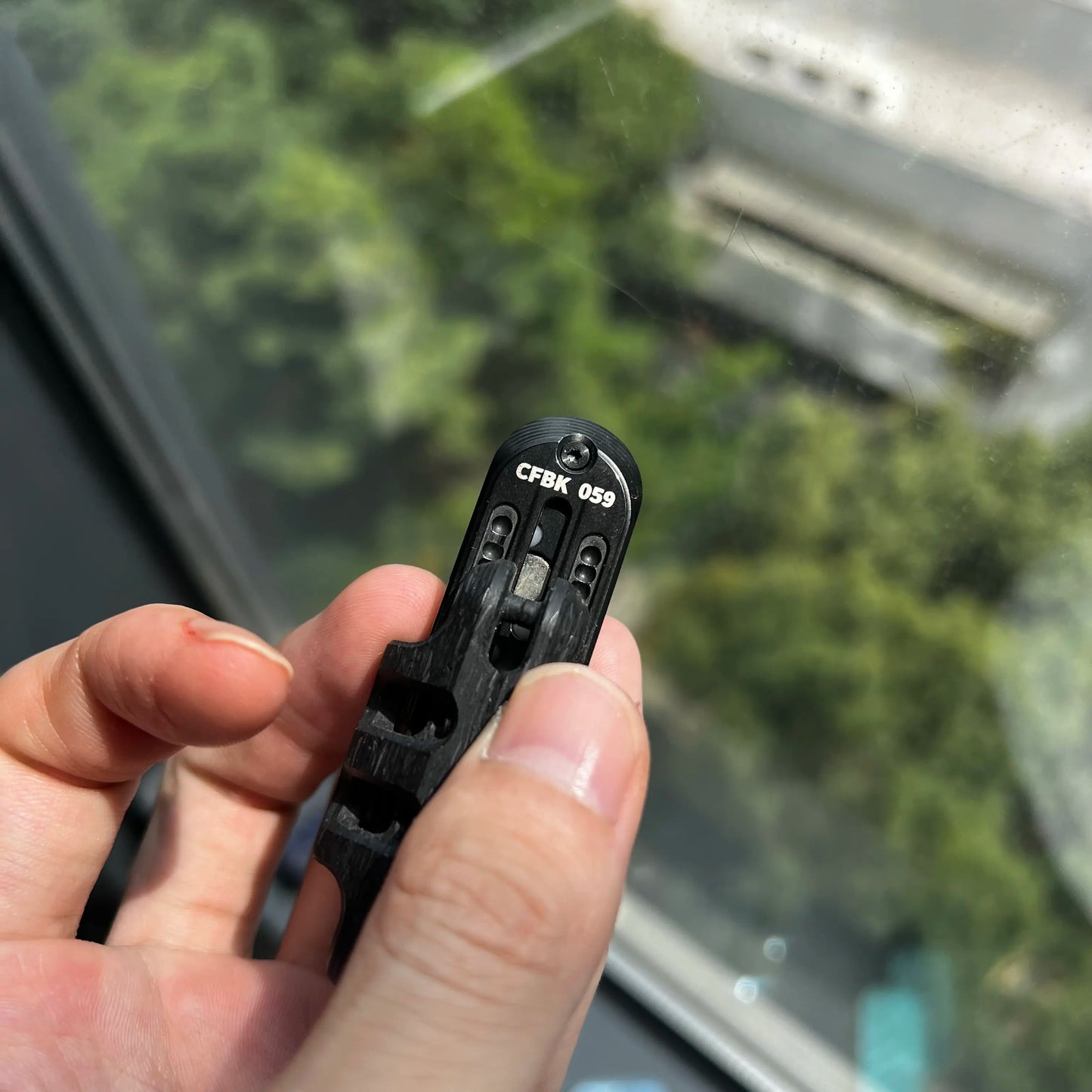 EXOSKELETON SS + Carbon Fiber