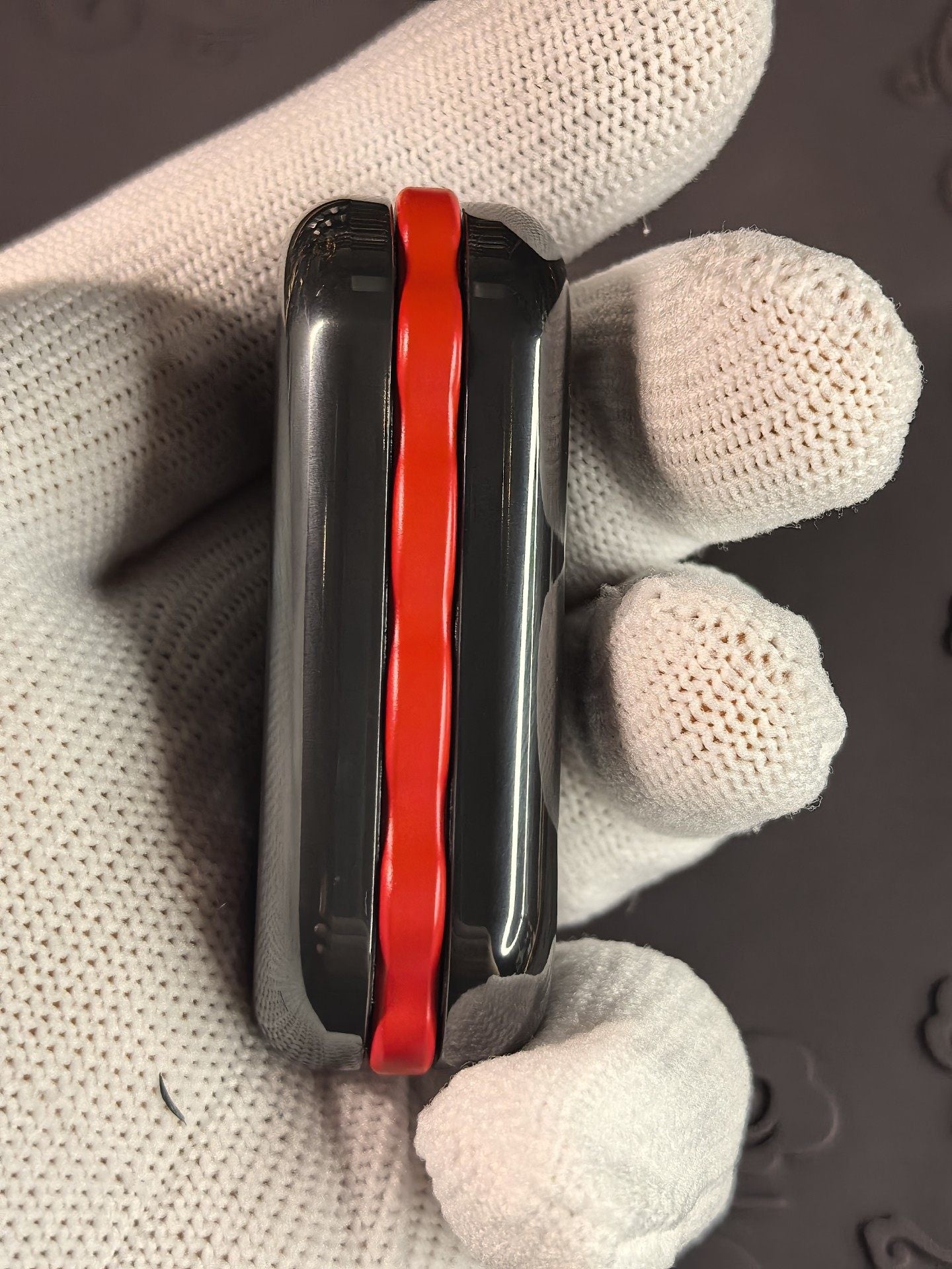 Hamburger Zirconium Polished