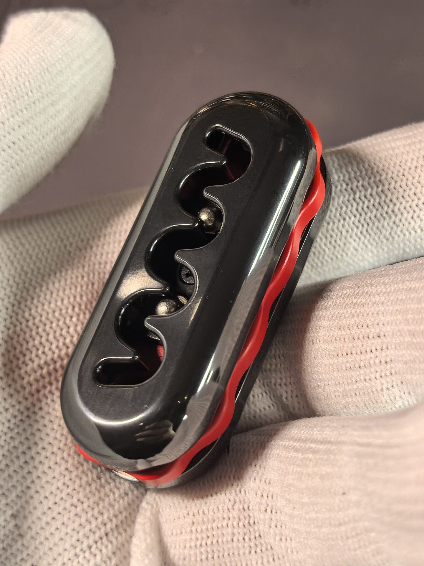 Hamburger Zirconium Polished