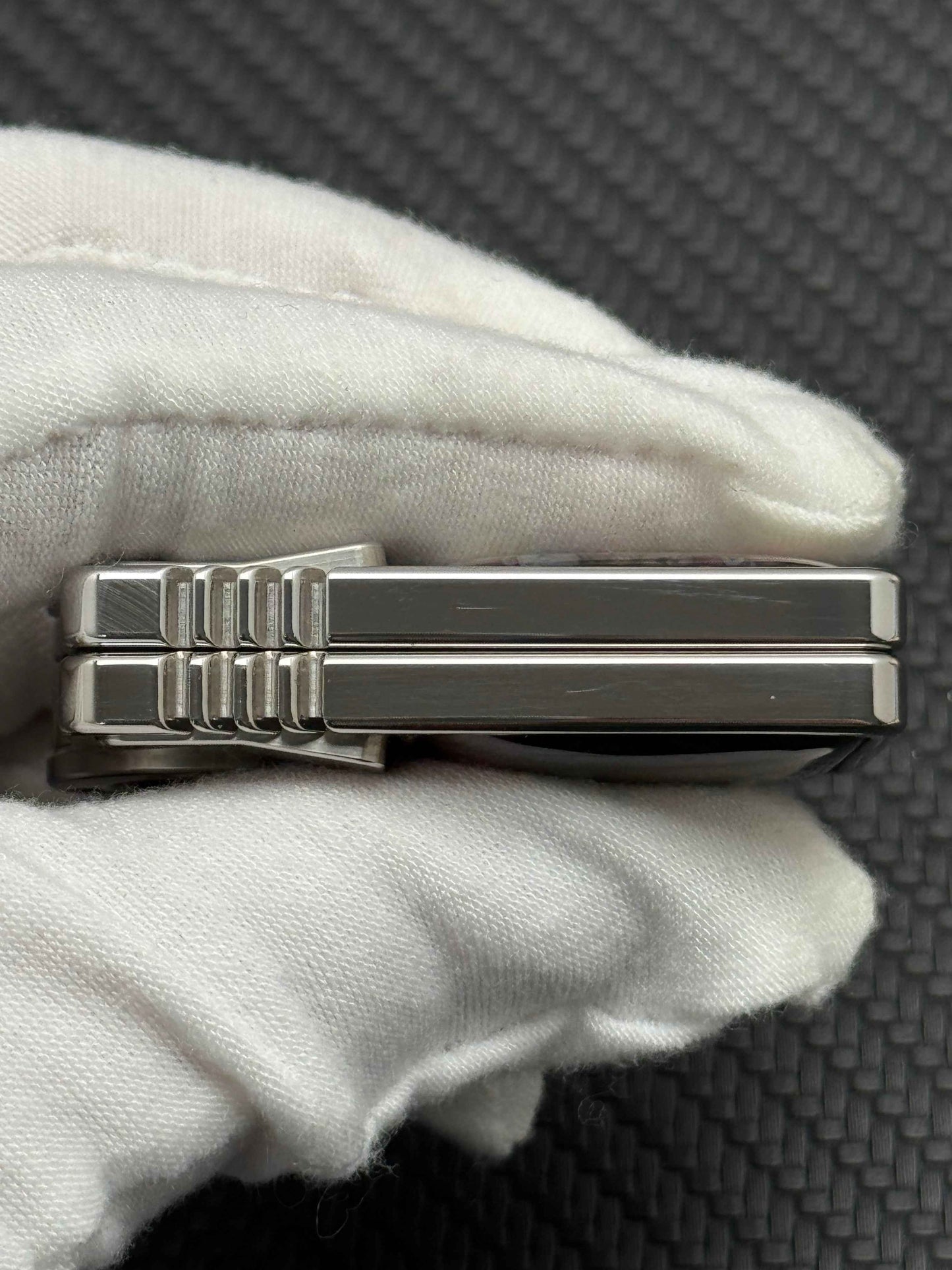 Pixel Game Titanium