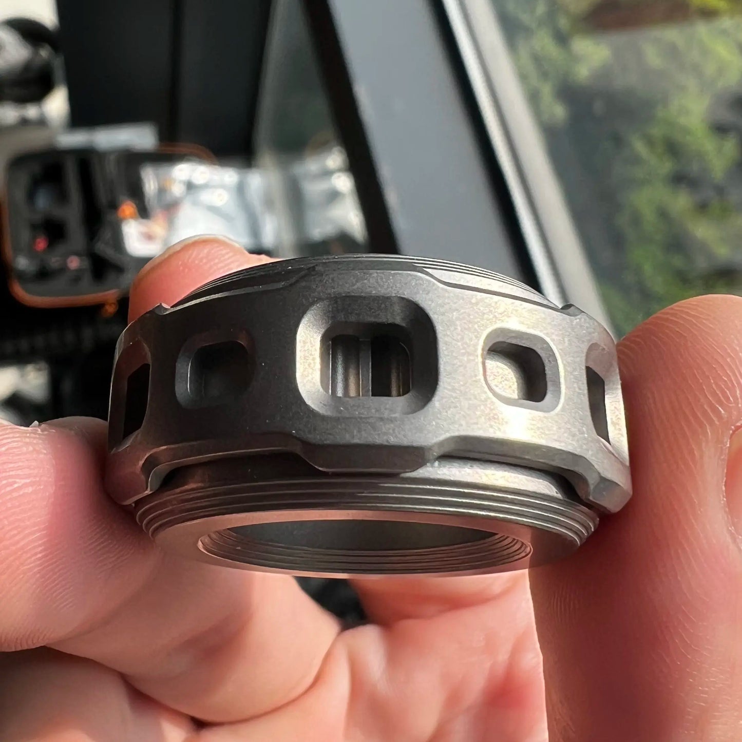 Shadow Raider Titanium