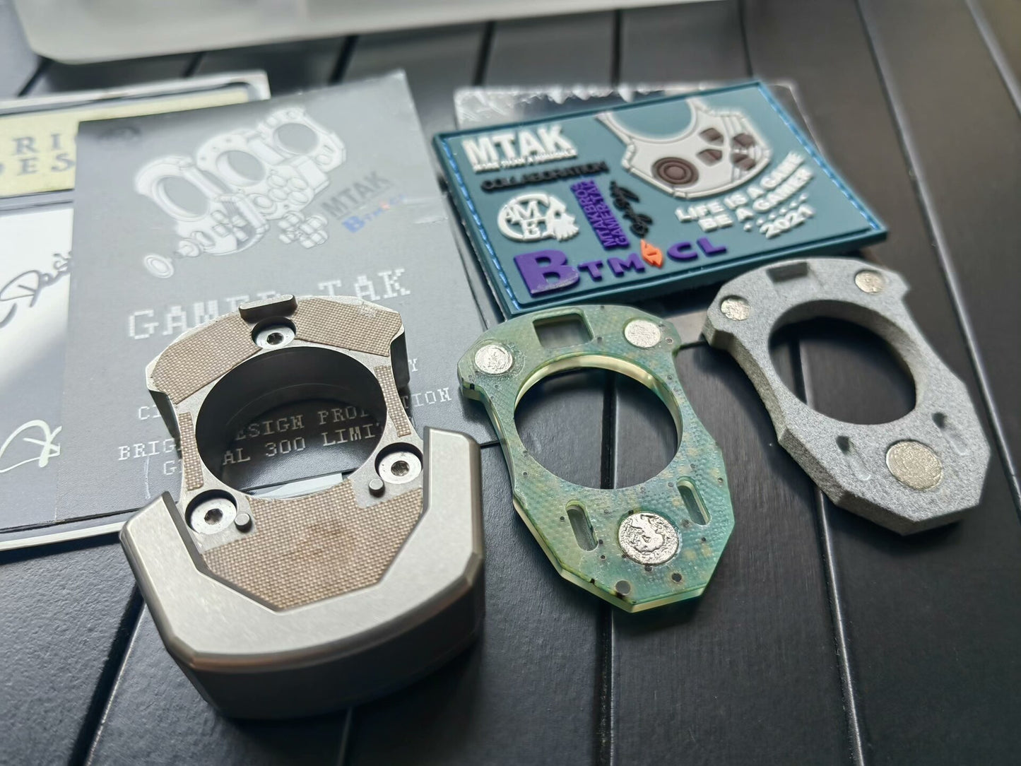 YOLO & MTAK GAMER KNUCKLE