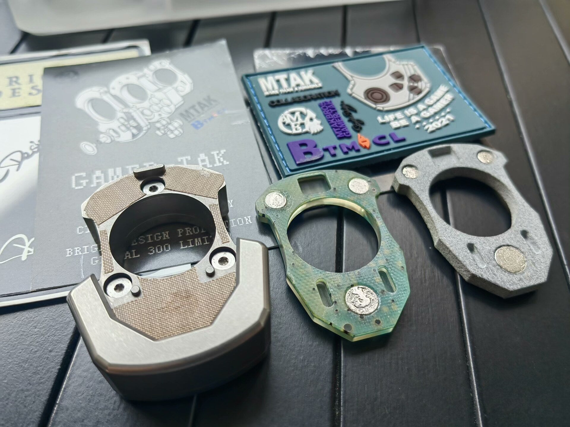 YOLO & MTAK GAMER KNUCKLE