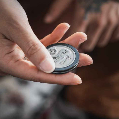 Show hand Mechanical Coin