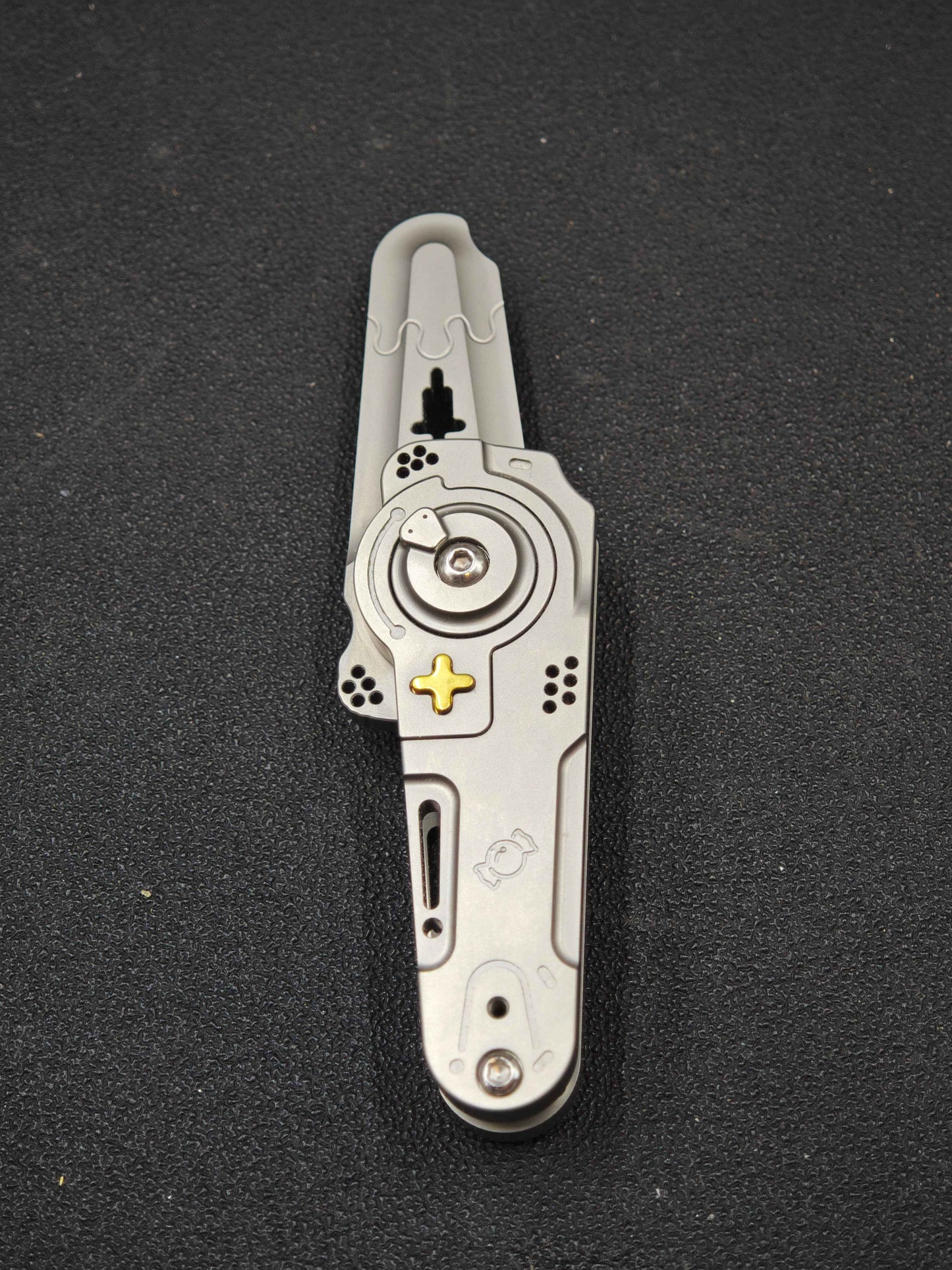 Dimension Slash Titanium
