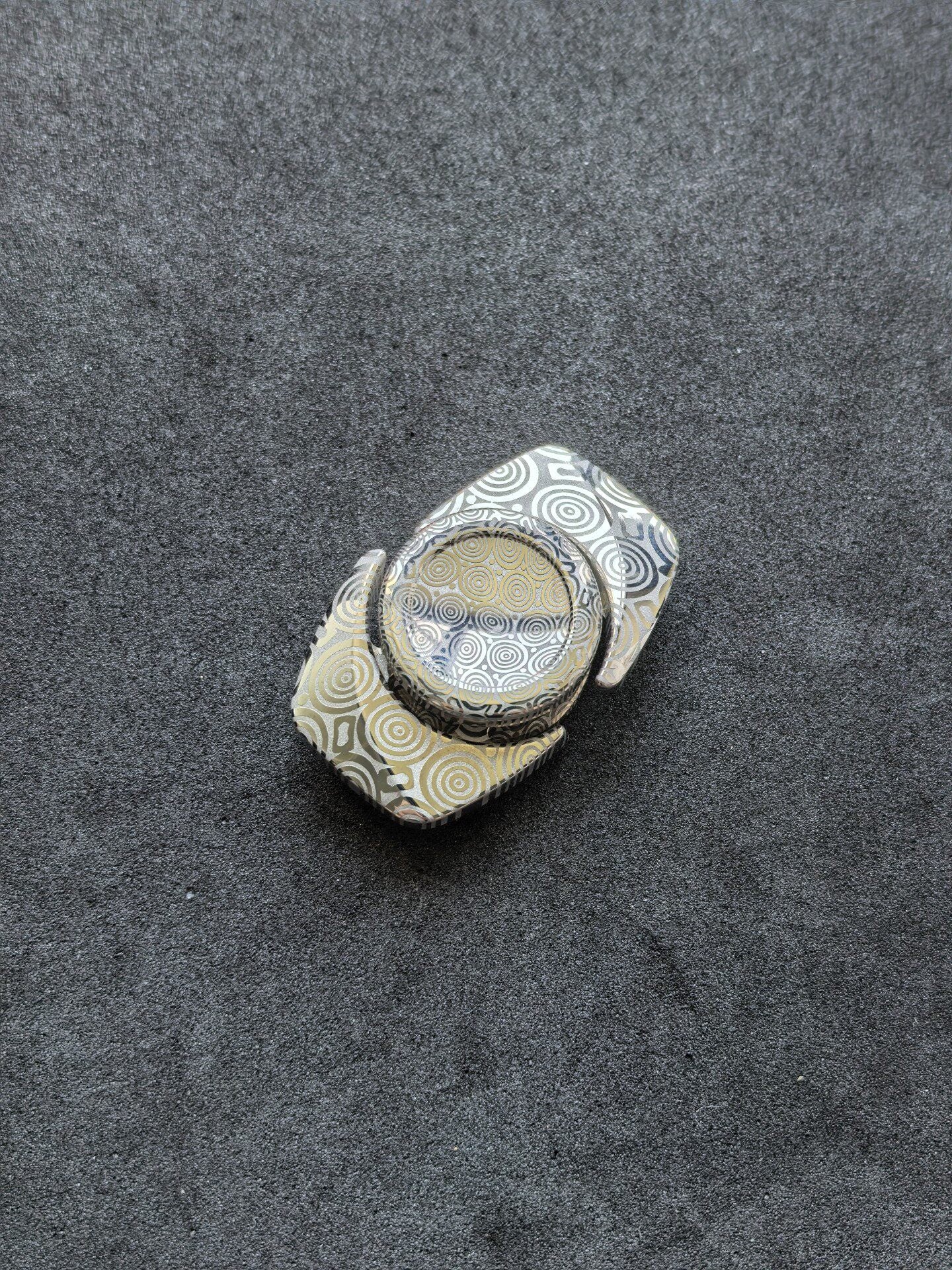 Special Material Cloud Pivot Damasteel