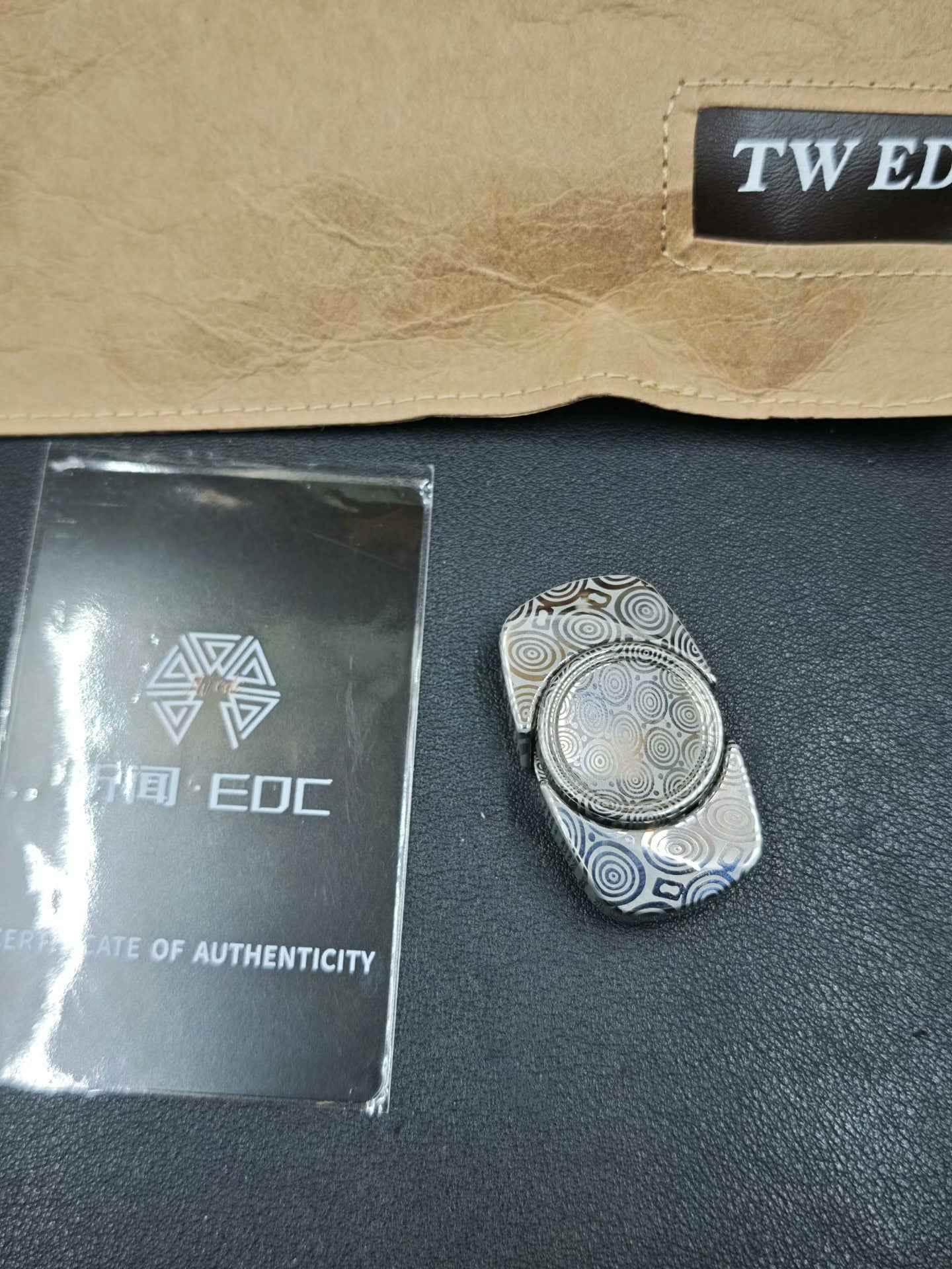 Special Material Cloud Pivot Damasteel