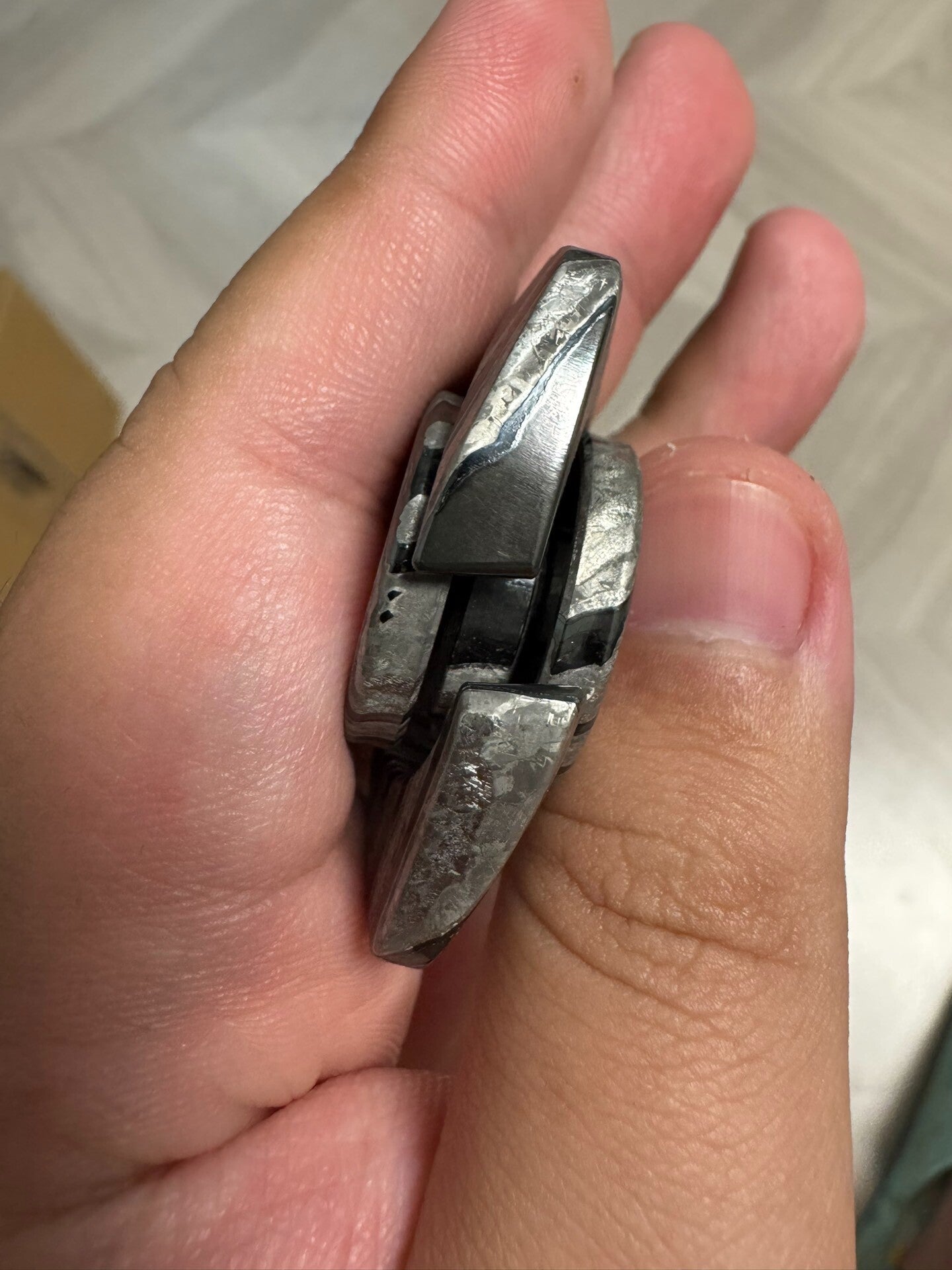 Special Material Cloud Pivot Zircuti