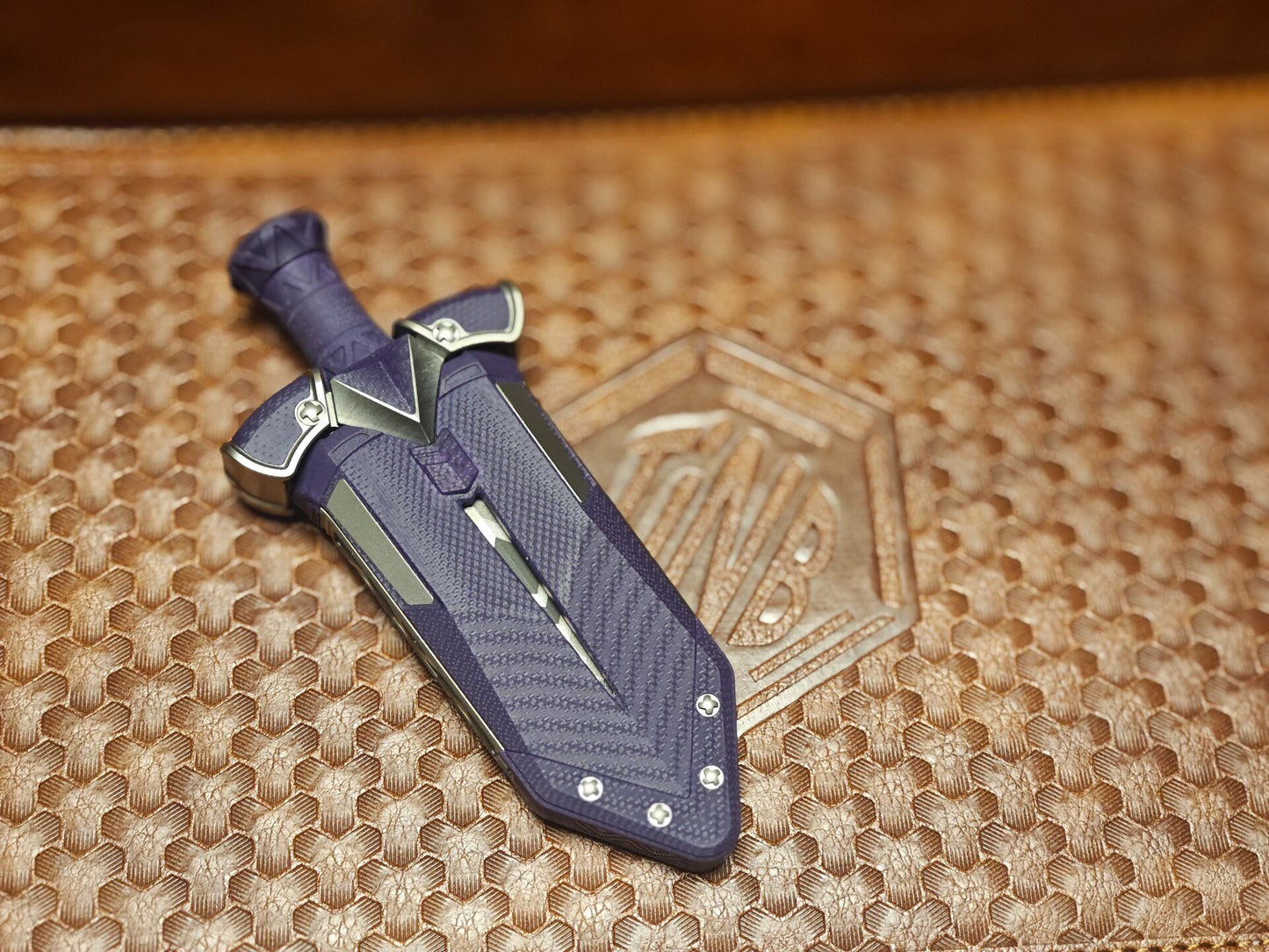 Aroundight G10