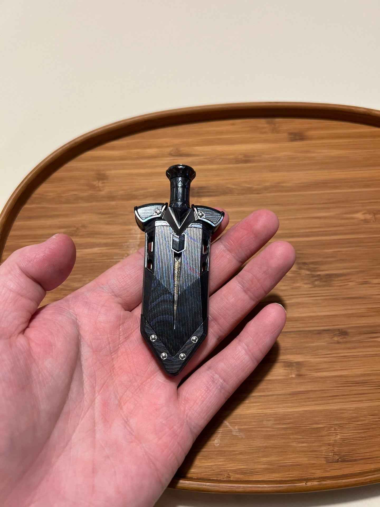 Aroundight Zircuti