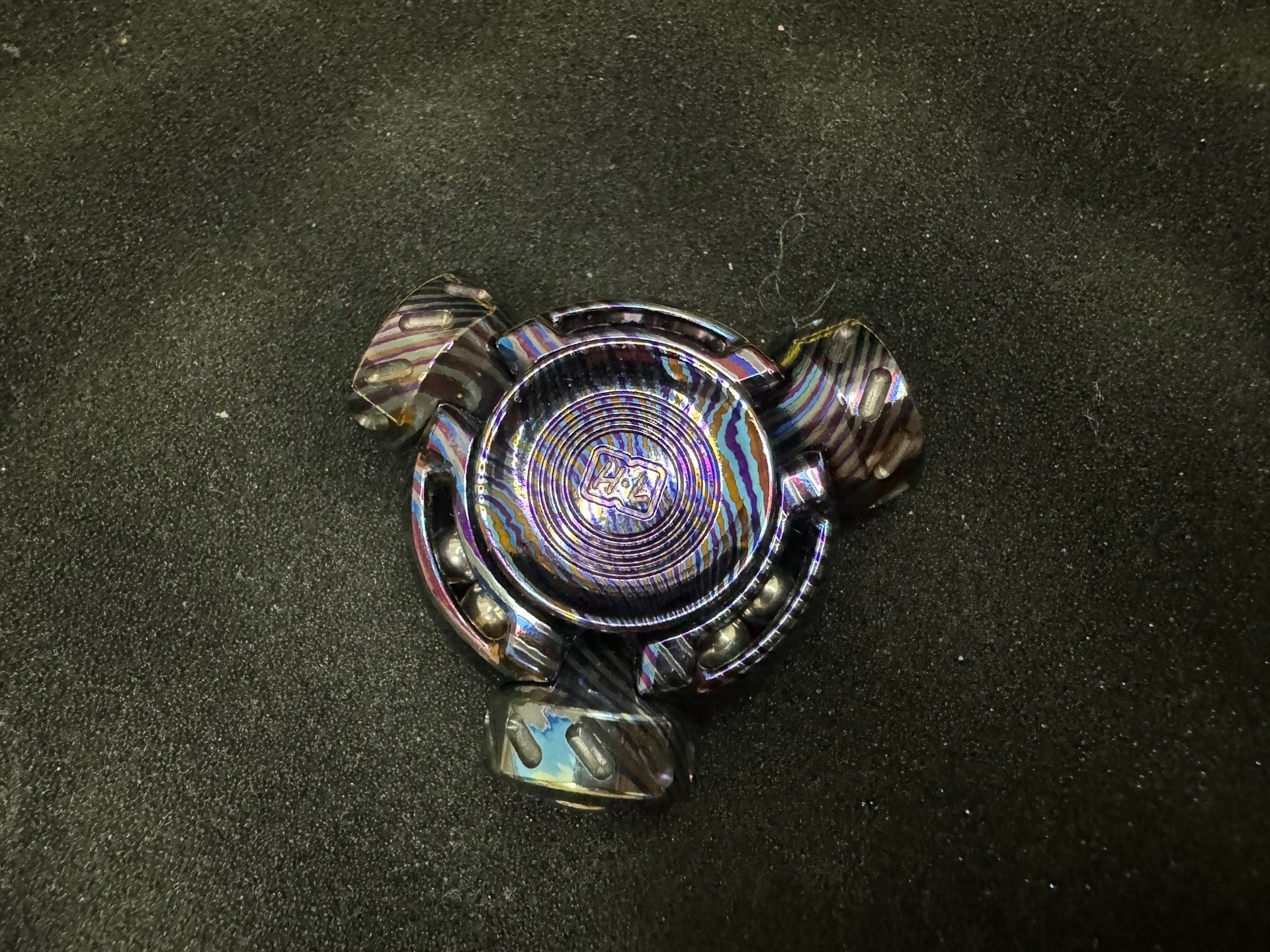 Bad Mantis Zircuti