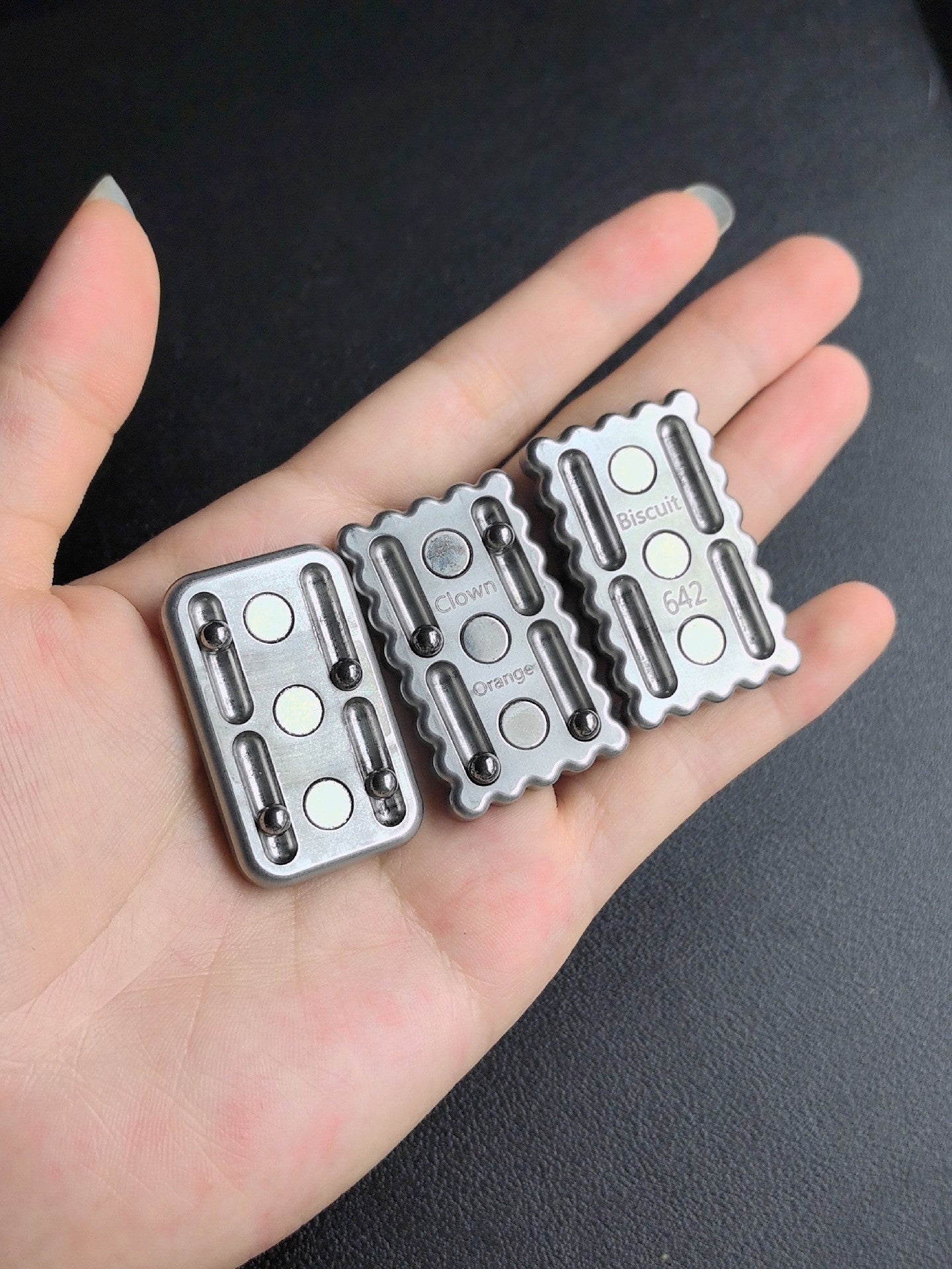 Biscuit Stainless steel