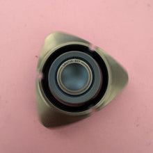 Bit-04 Tri Fidget Spinner Titanium blue