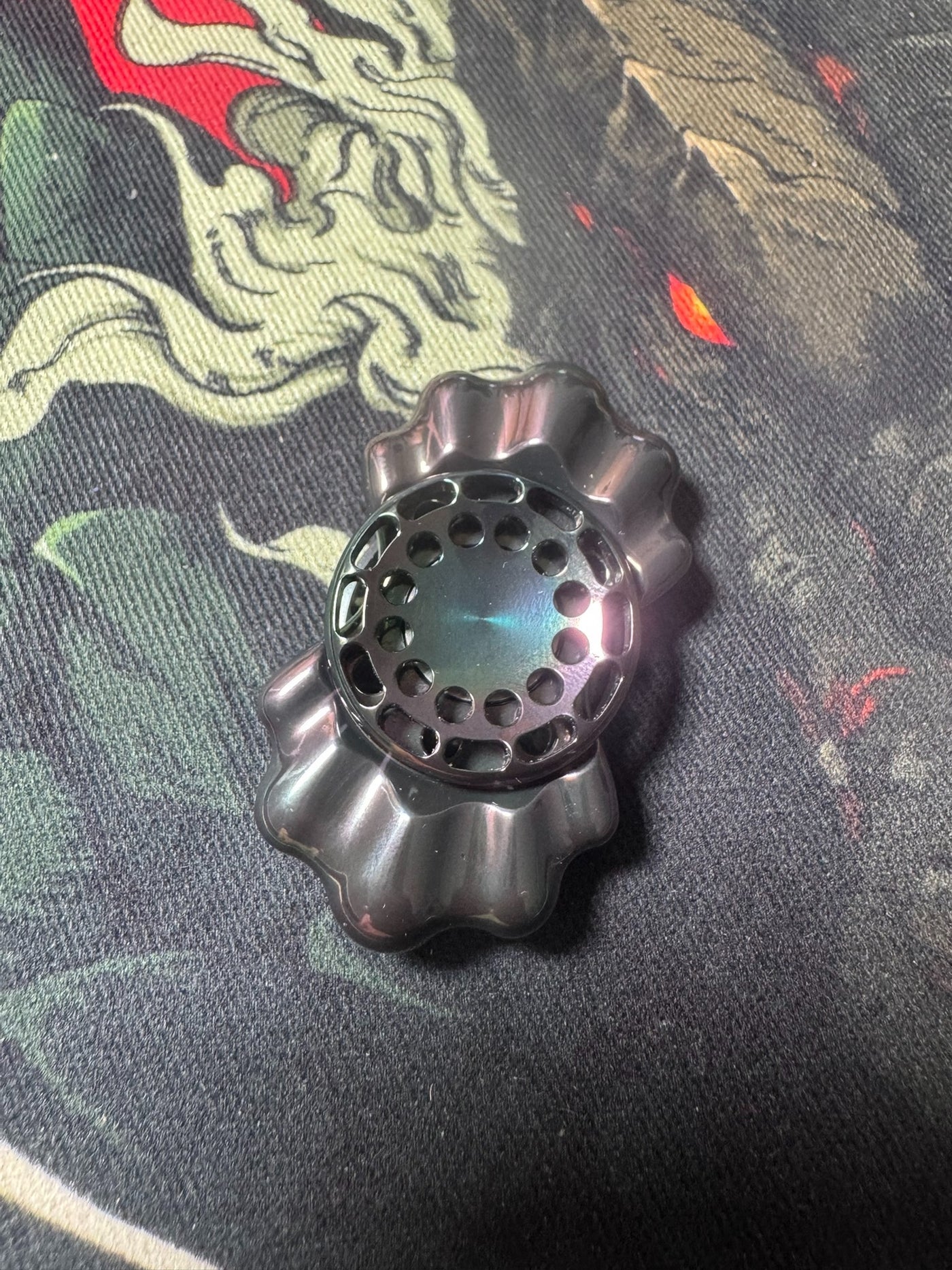 Conch Oil Slick Zirconium