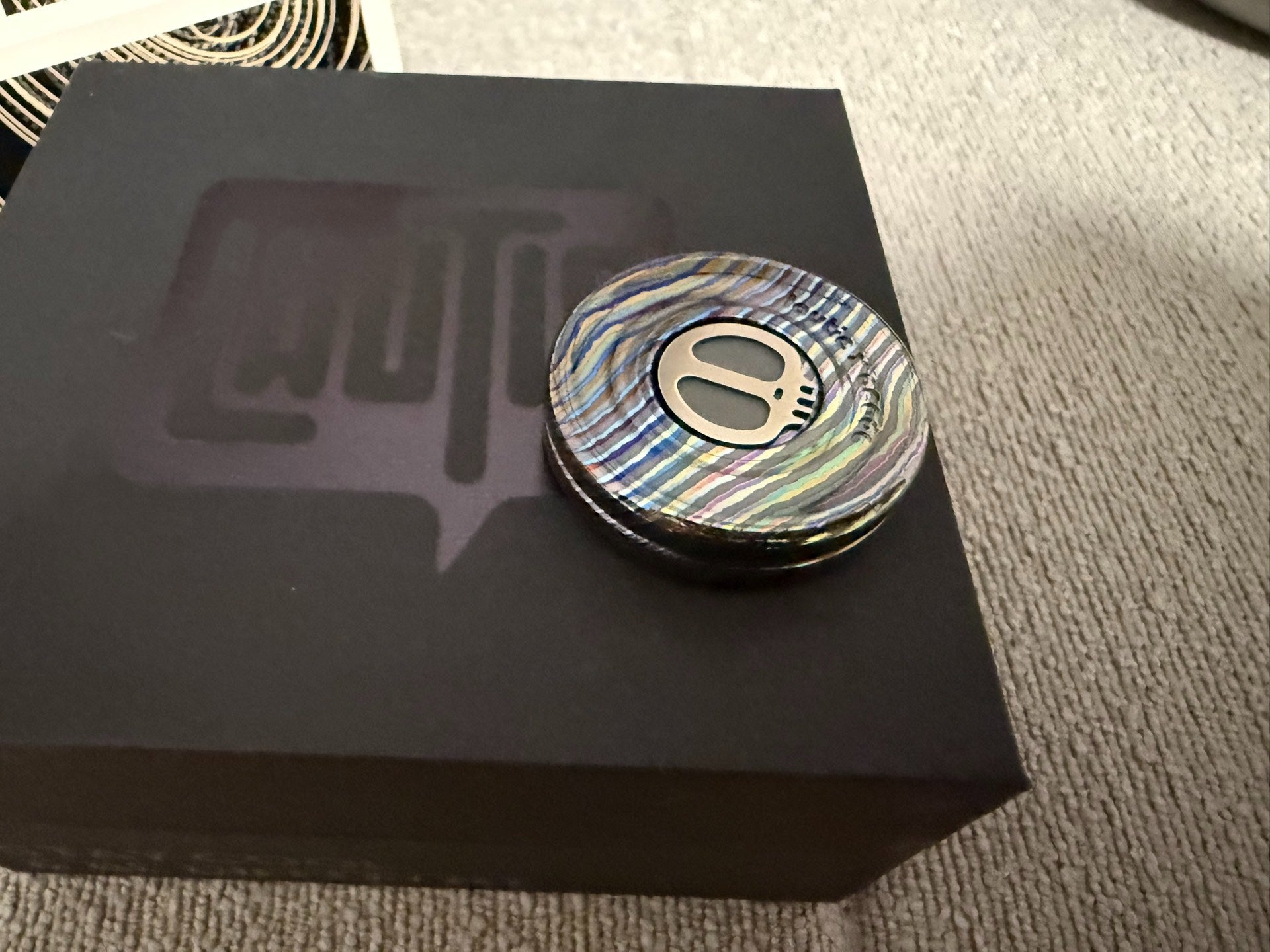 Moneda háptica LAUTIE x ACedc Devil's Milk Cap