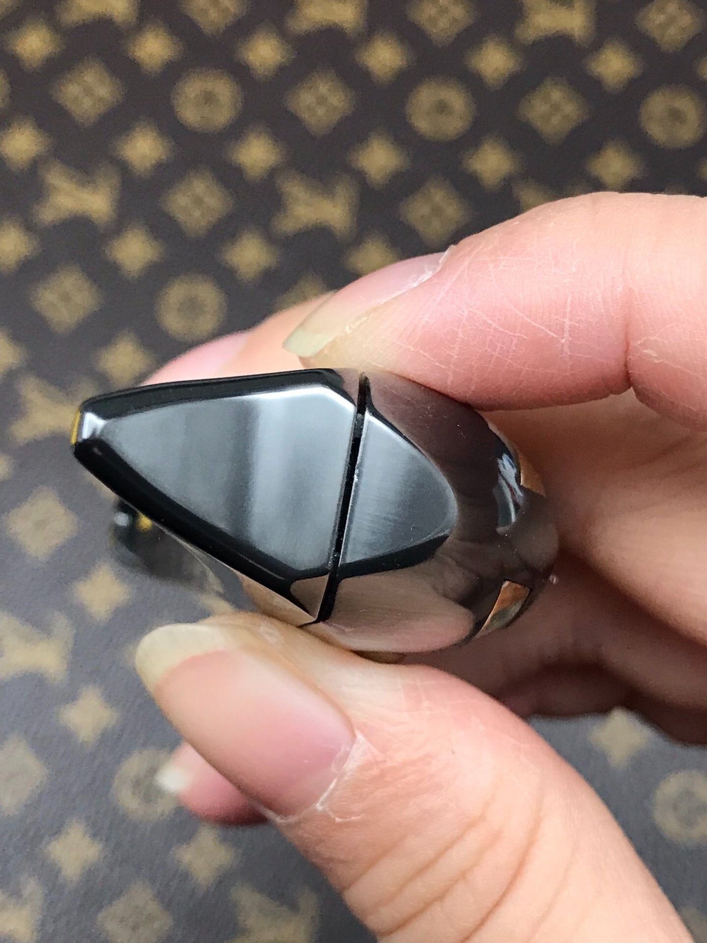 Dolphin Zirconium