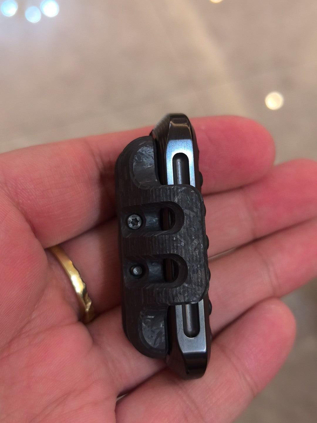 EXOSKELETON SS + Carbon Fiber