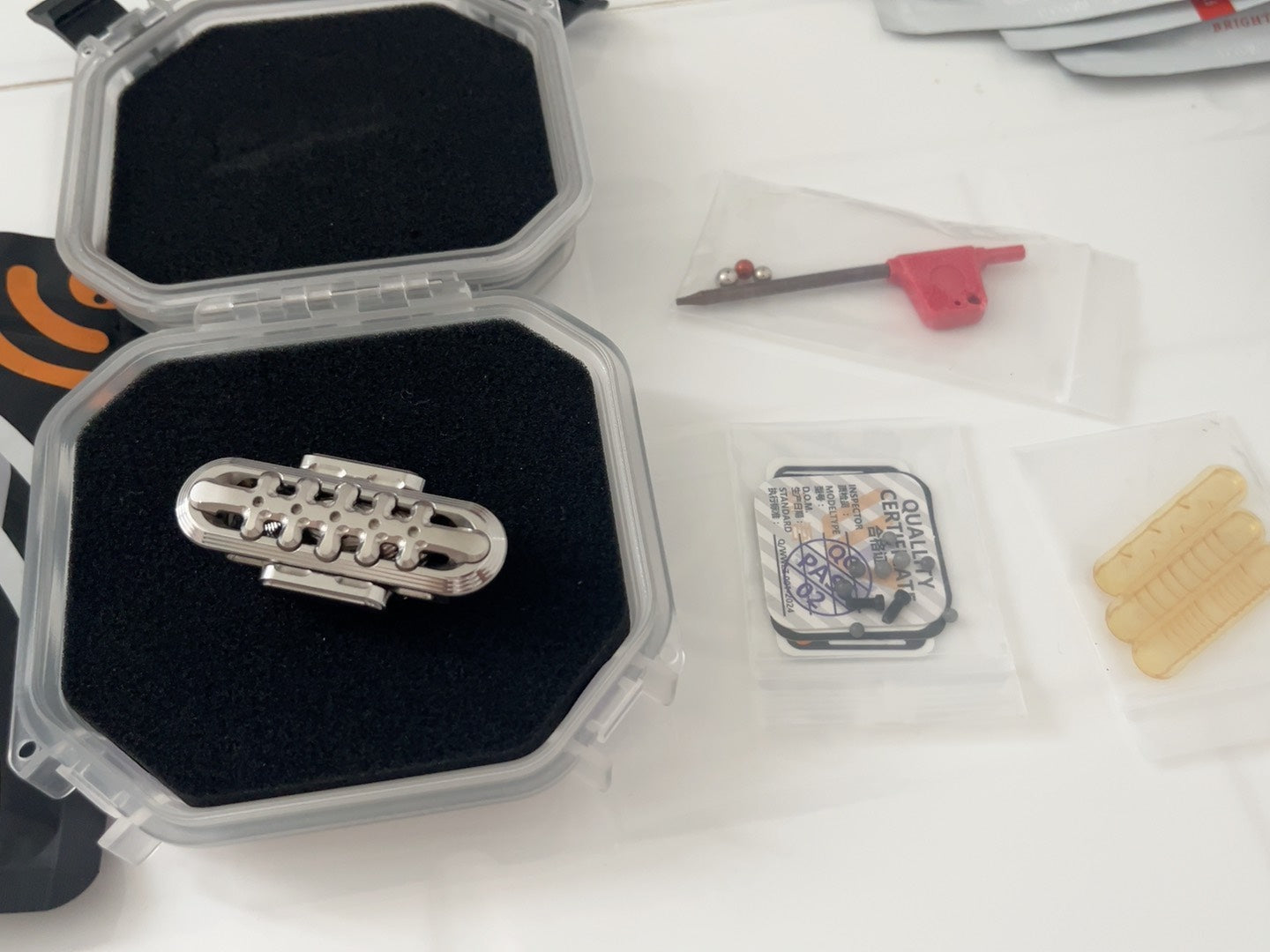 EXOSKELETON Titanium