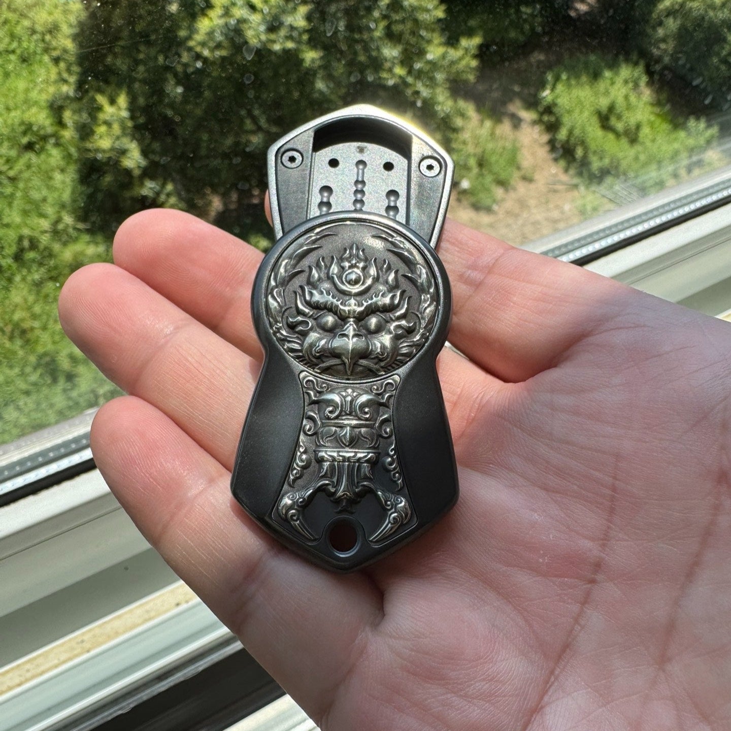 Garuda Slider Zirconium black