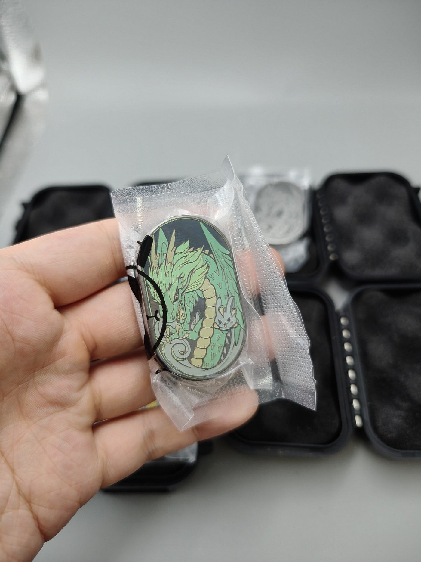 Groove Slider Titanium Dragon (Set of 4 Brand new)