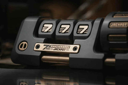 Jackpot 2.0 Deskset (777 limited edition 50 OFF)Brand New