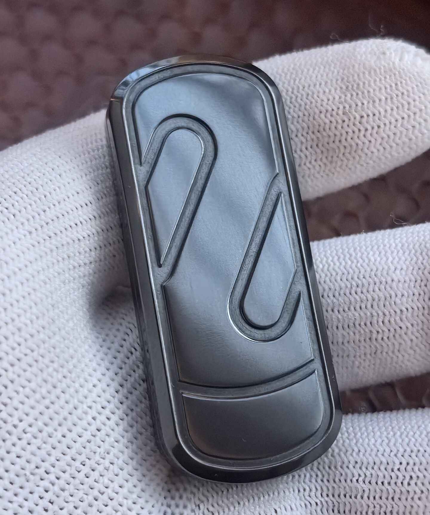 Ji Li Polished Zirconium