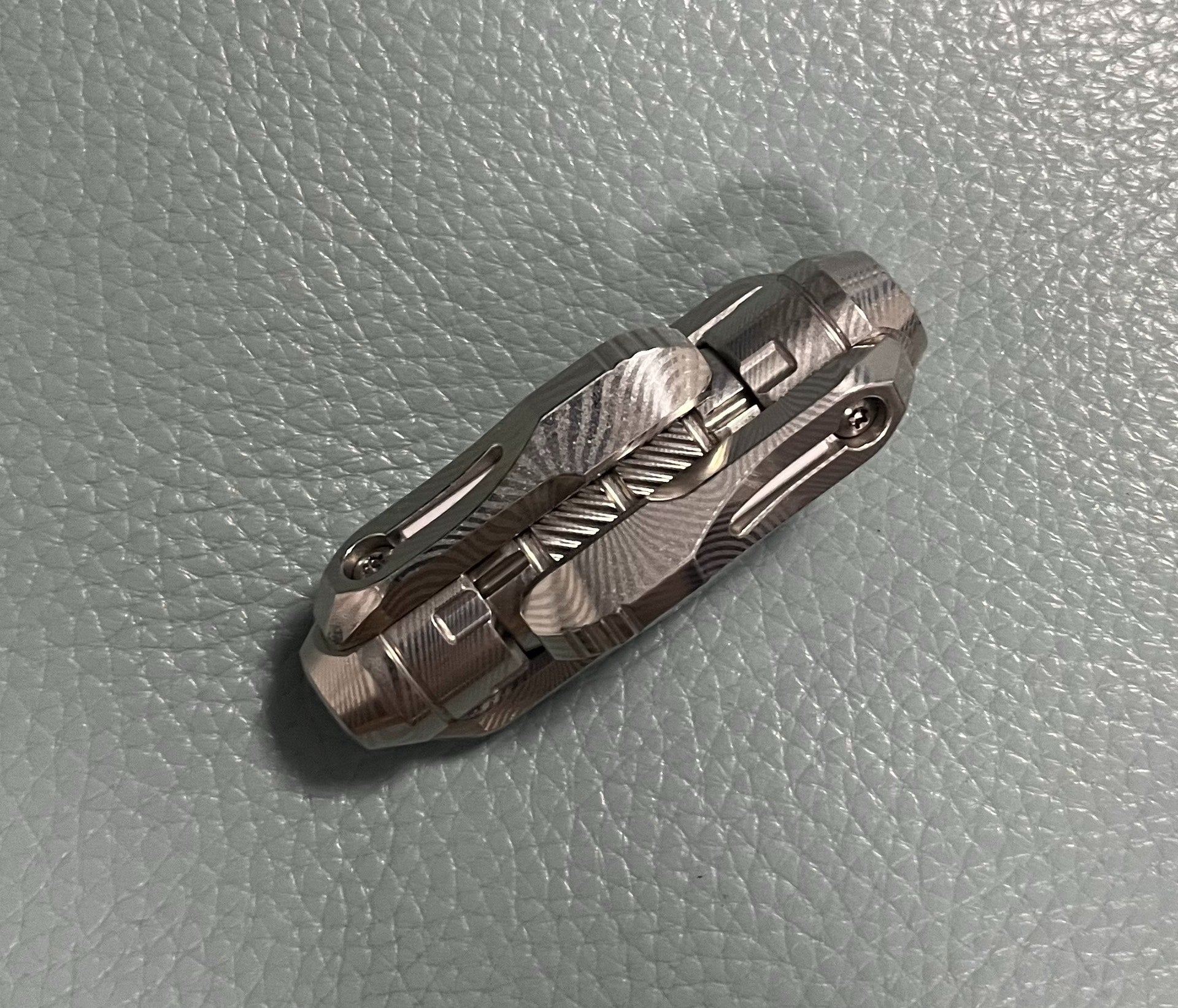 Lazer Damascus