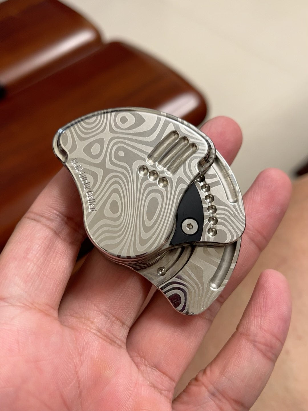 Lucky Ballad Damasteel Pattern