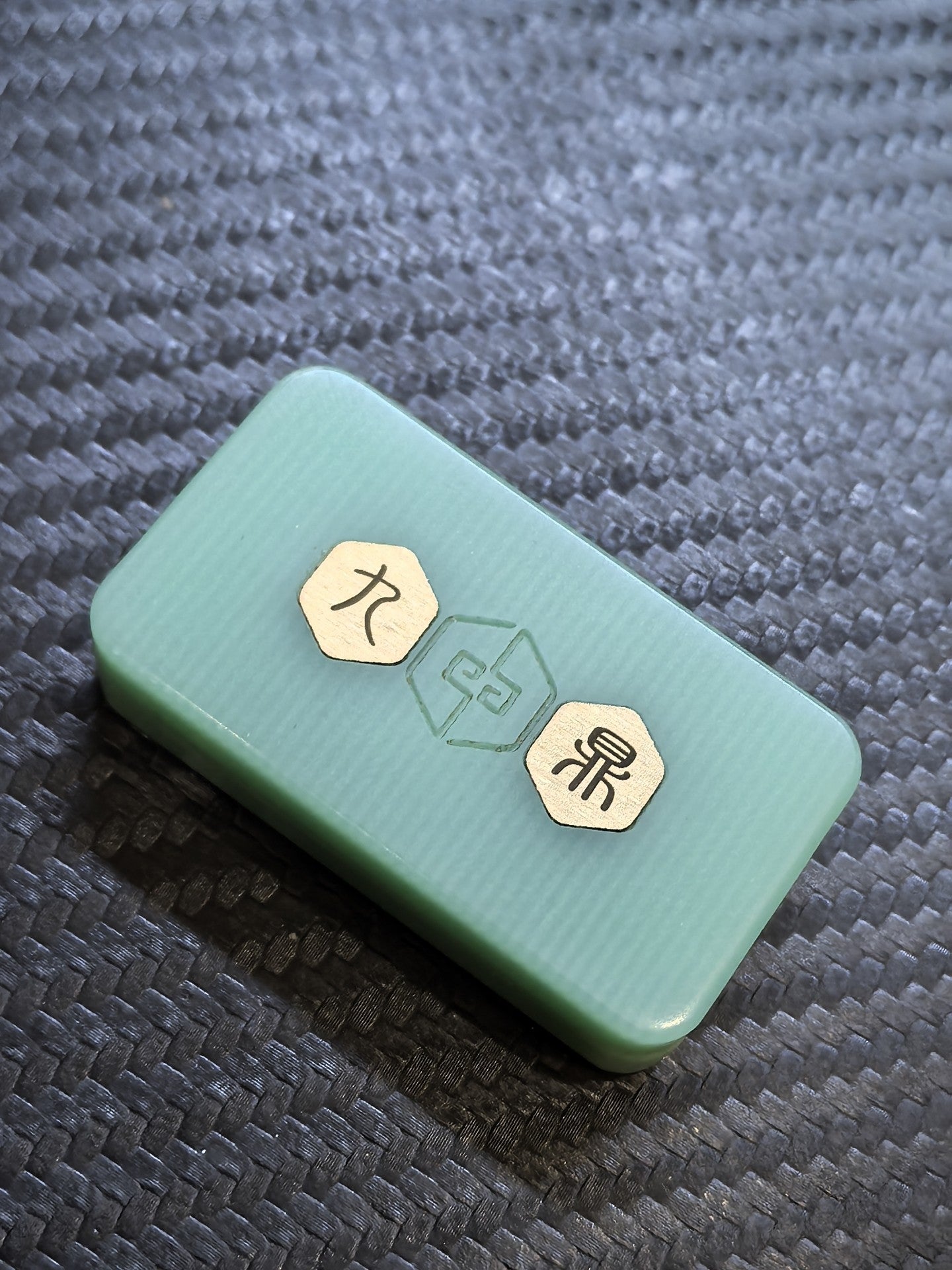 Nine Tripods G10-jade green