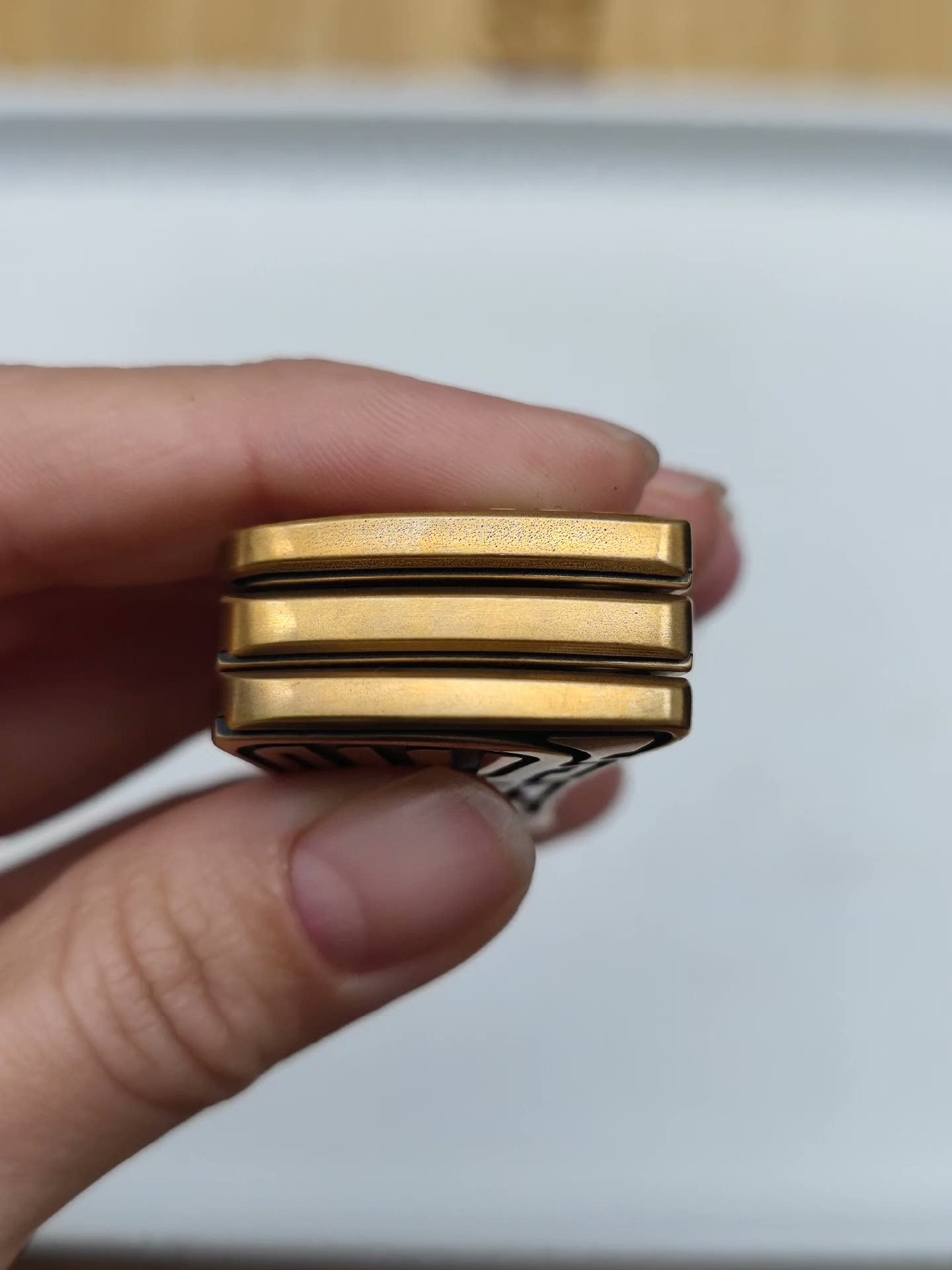 Peacock Feather Distress Brass