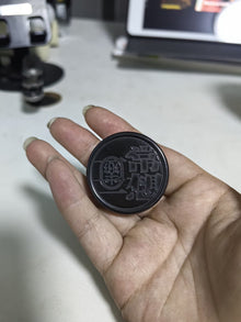 Pig Coin Zirconium