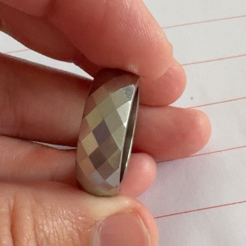 Pig Ring Titanium