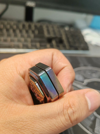 Poker Lolita Oil Slick Zirconium