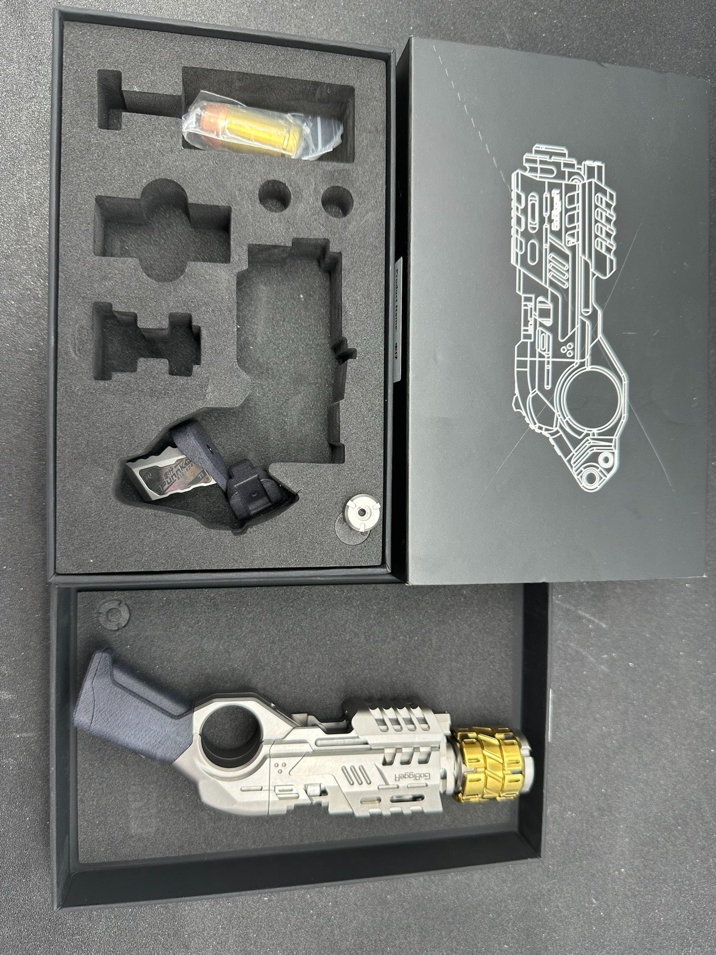 Punnk Titanium