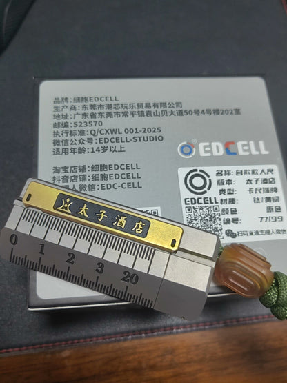 Quirky Ruler Titanium + Brass limited edition