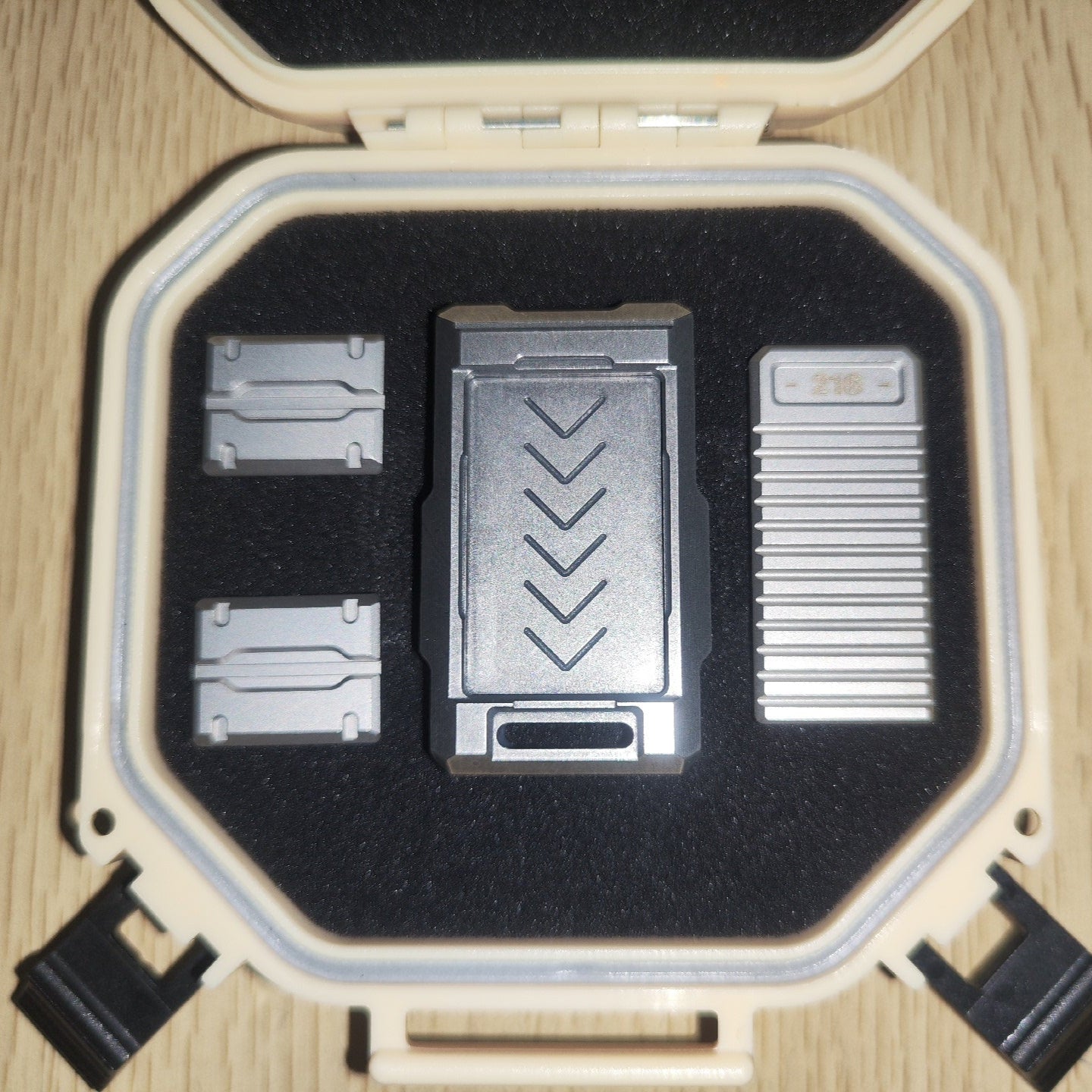 RAMPART Stonewashed Stainless Steel