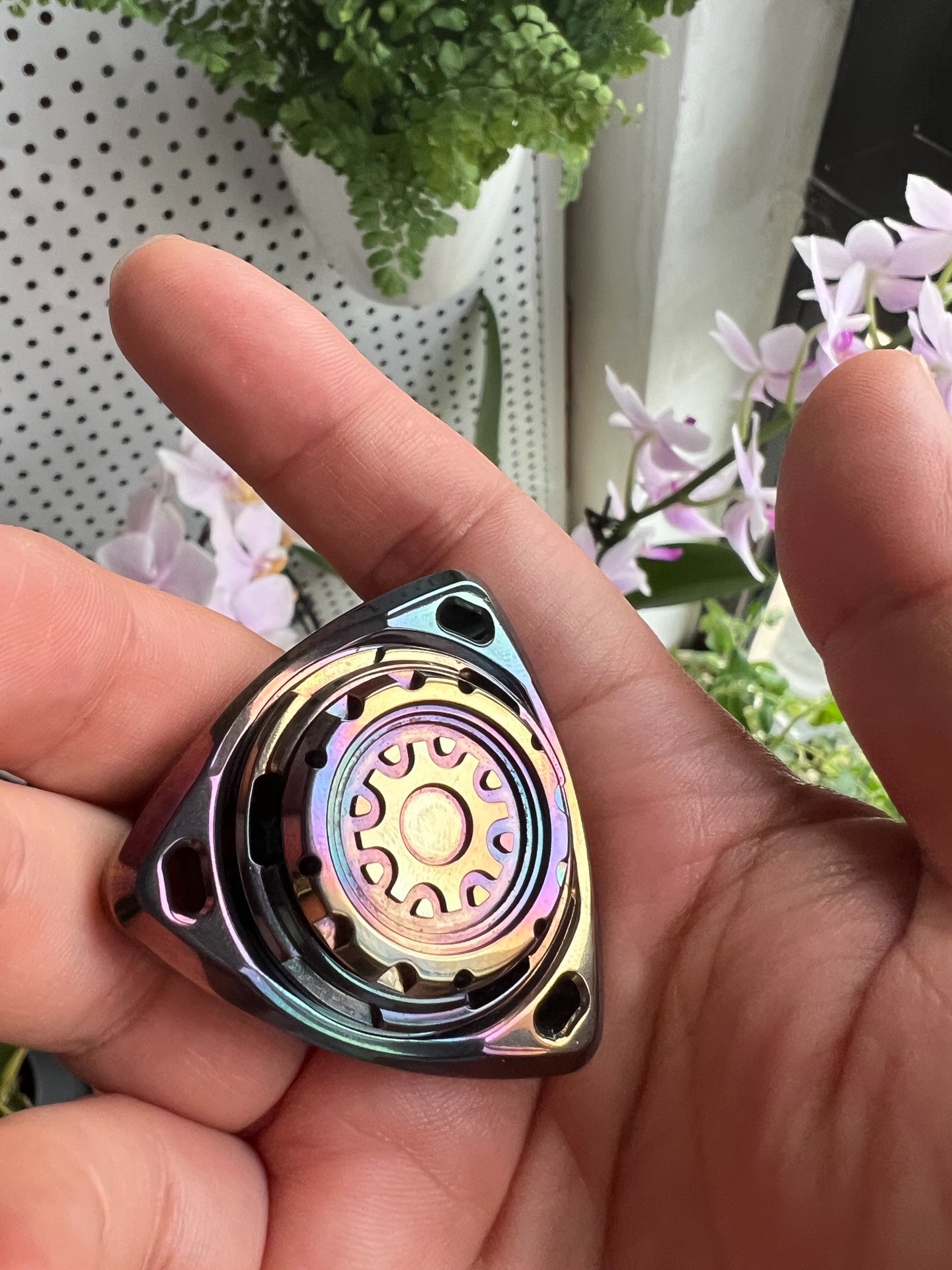 ROAR Spinner Oil Slick Zirconium