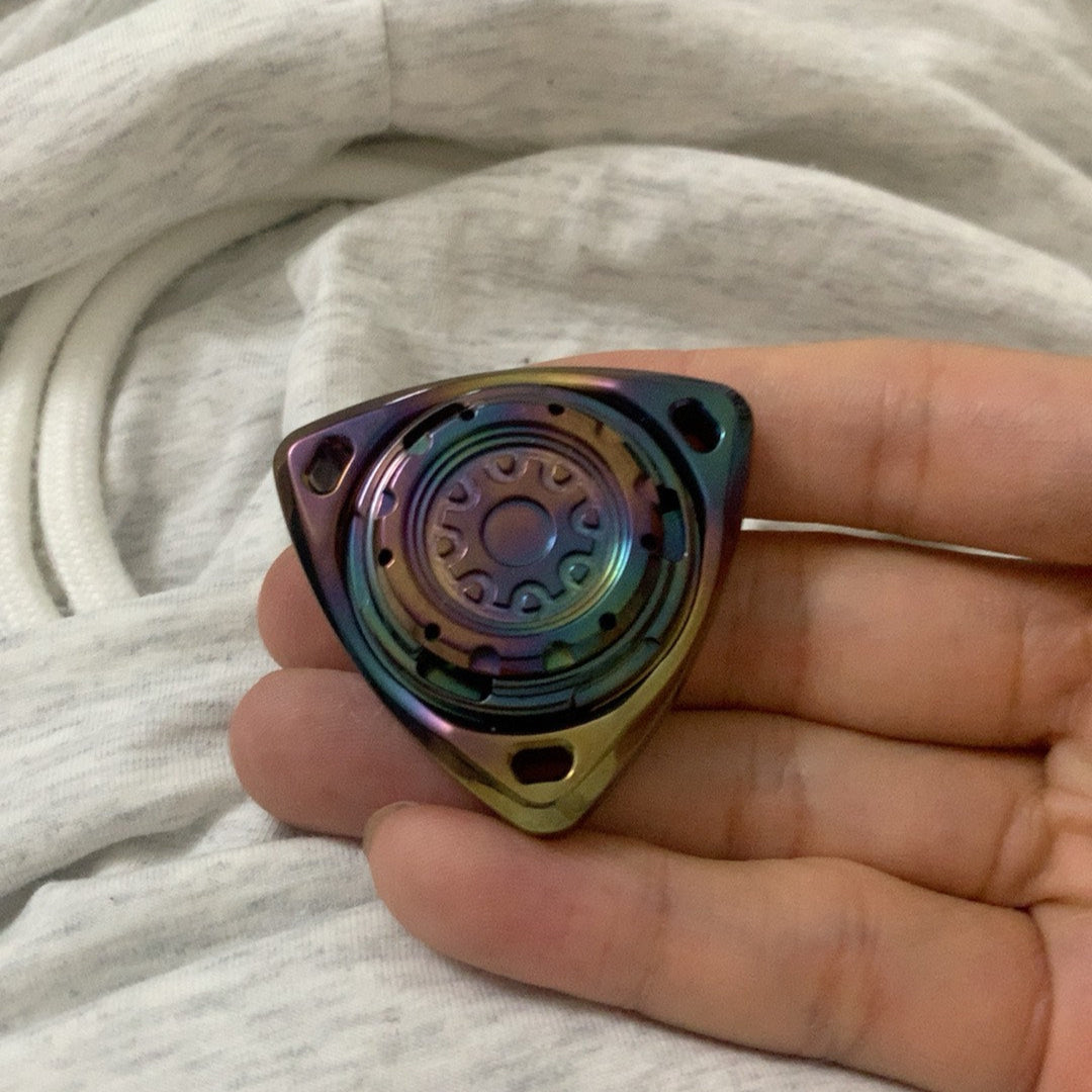 ROAR Spinner Oil Slick Zirconium