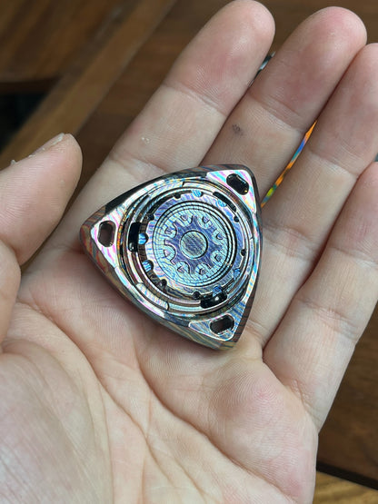 ROAR Spinner Zircuti