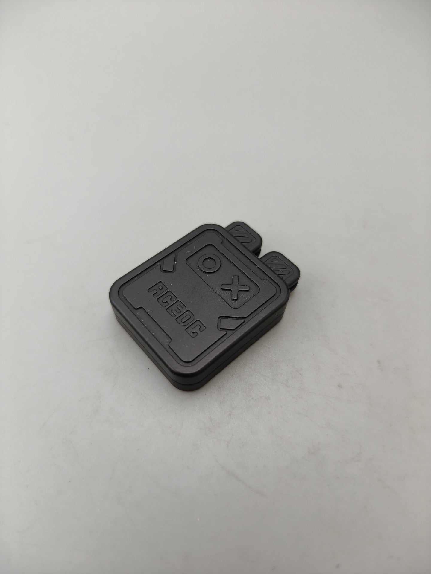 Rabbot Fidget Slider Zirconium