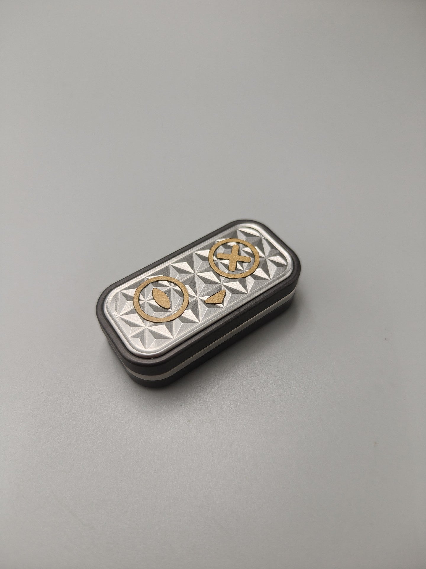 Schrödinger’s Cat Zirconium